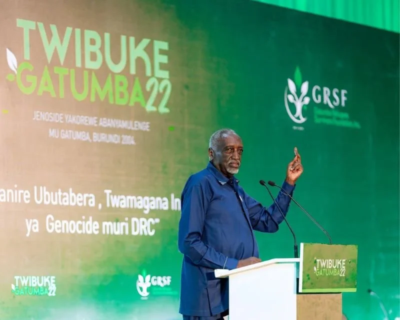 Tito Rutaremara dit aux banyamulenge: " vous êtes des rwandais mais au Congo " 