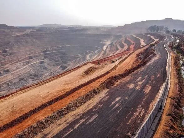 Minerais critiques : l’Afrique cherche à reprendre la main sur ses ressources stratégiques