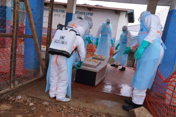 Ebola : plus de 6 400 cas confirmés, la RDC face à sa plus grande épidémie