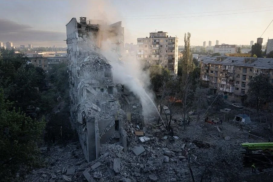 Ukraine : deux morts à Kiev après de nouvelles frappes russesUkraine : deux morts à Kiev après de nouvelles frappes russes