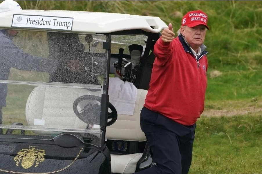 Trump relance la question d'une Irlande réunifiée et embarrasse Londres