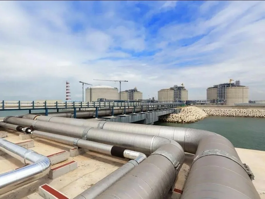 Pétrole : les perturbations saoudiennes maintiennent le marché sous tension