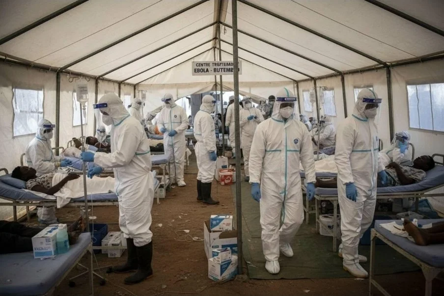 Ebola en RDC : l’épidémie s’étend à sept provinces et approche les 8 000 cas confirmés