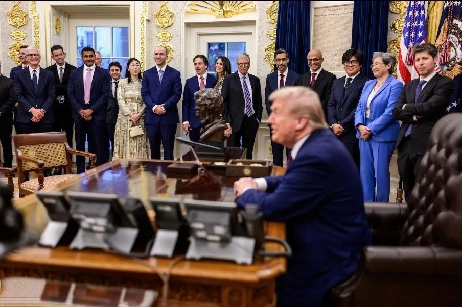 IA : Trump mise sur l’autorégulation et réunit les géants de la technologie à la Maison-Blanche