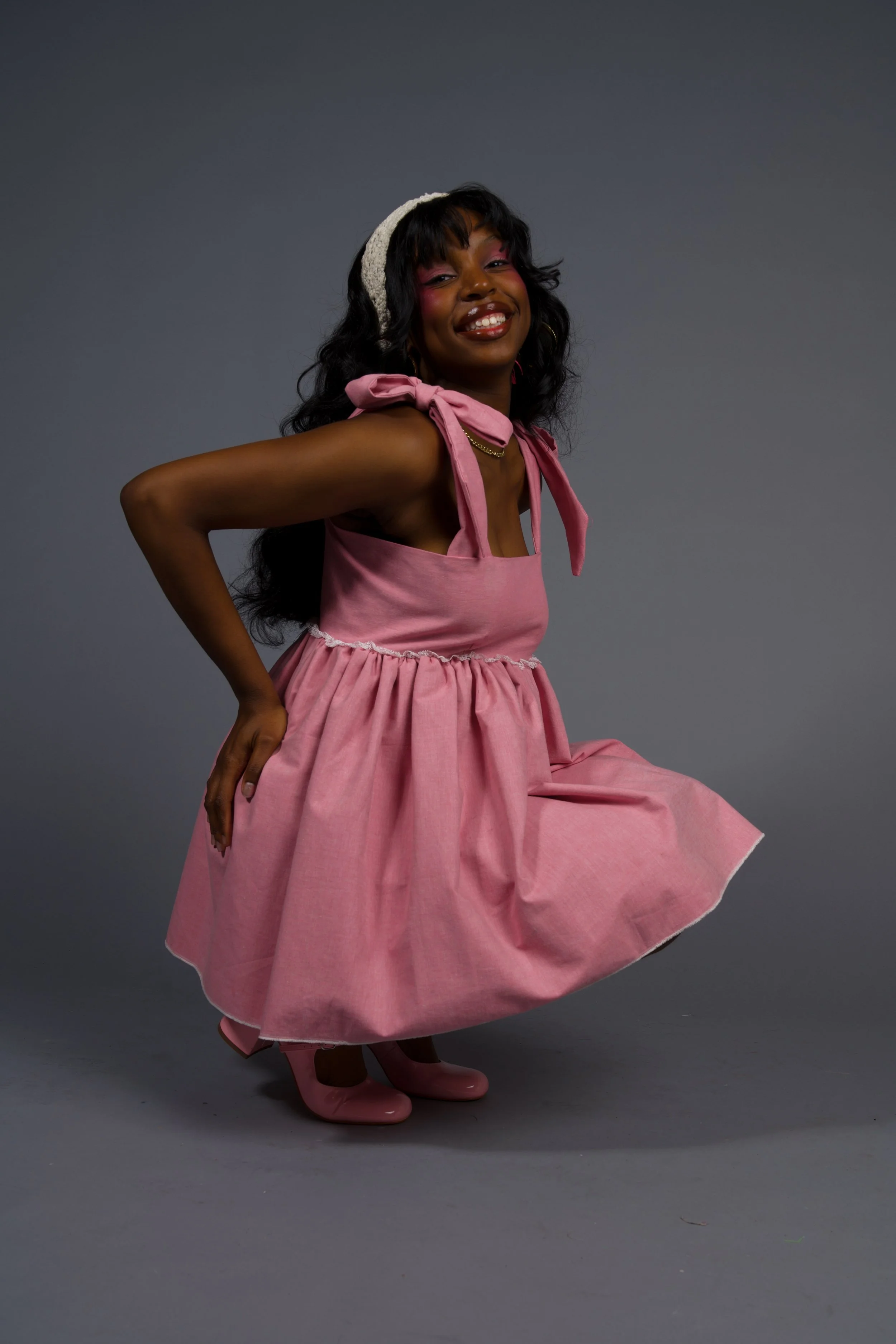 pinkDsitting-2.jpg