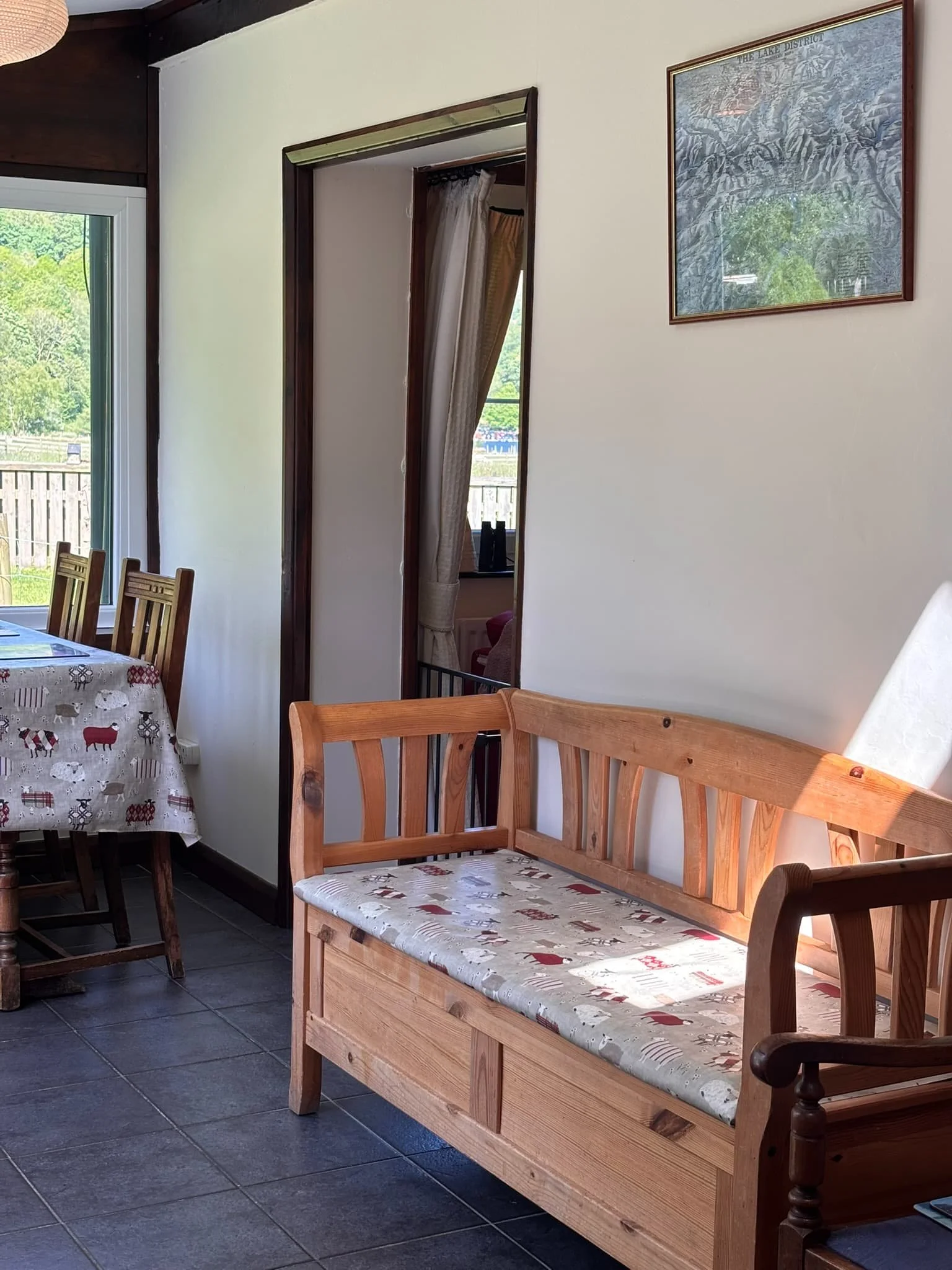 dining room 2.jpg