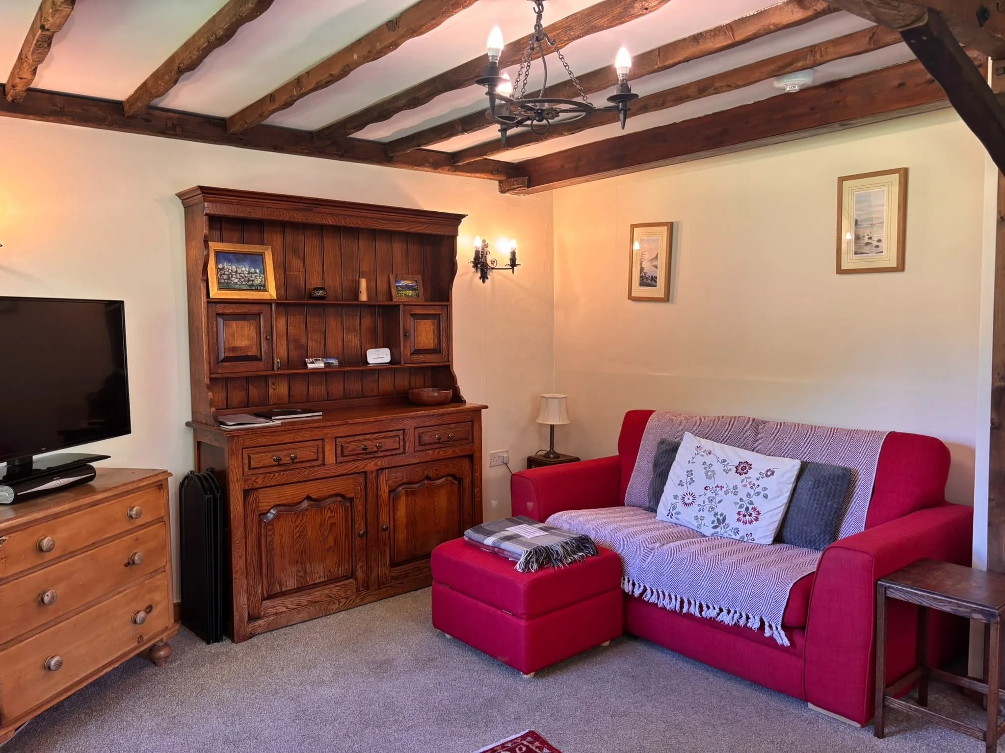 living room 3.jpg