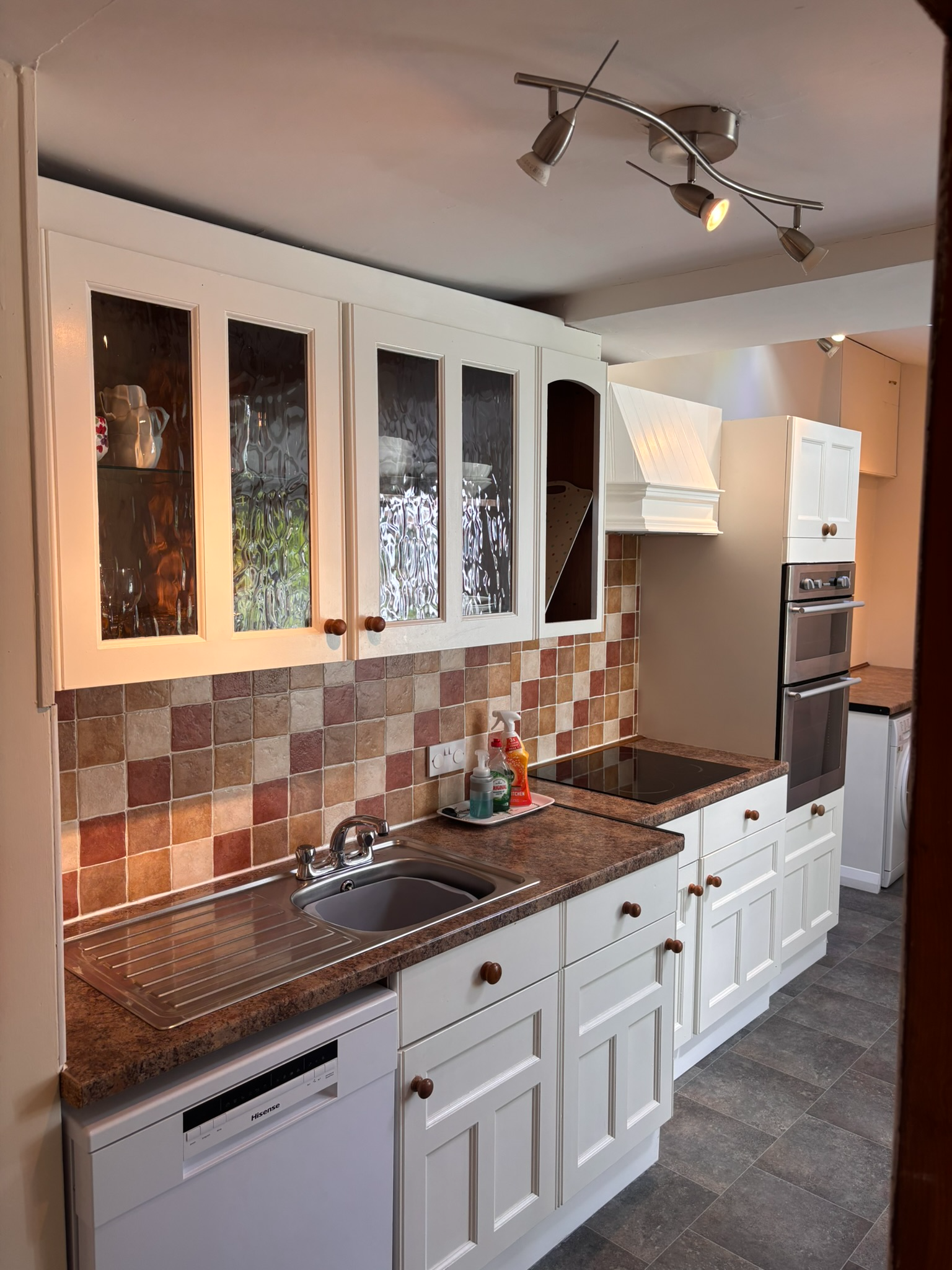 kitchen c.png