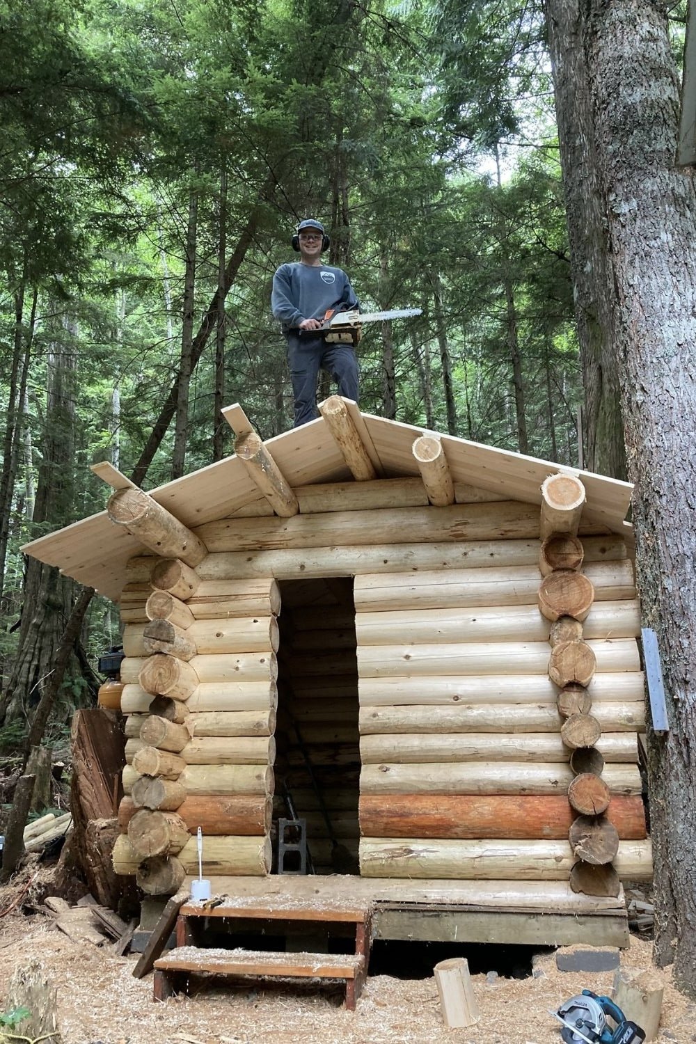 MTN Side residential renovation general contractor BC homes woodwork and carpentry vancouver