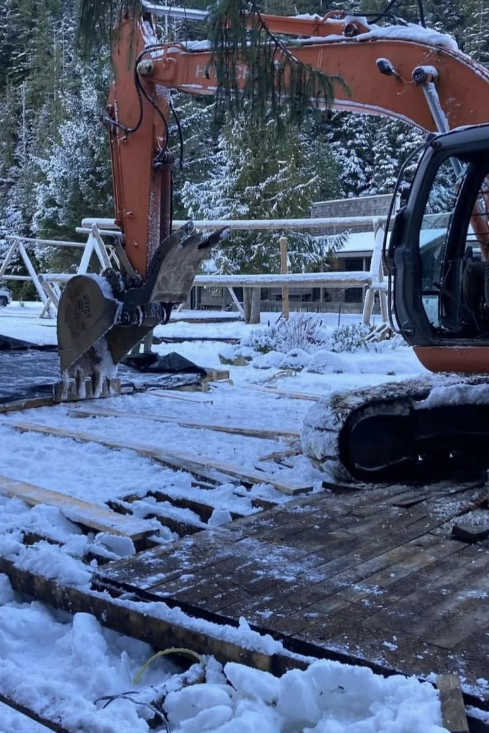 winter remote contractor clayoquot wilderness lodge tent MTN side remote general contractor 