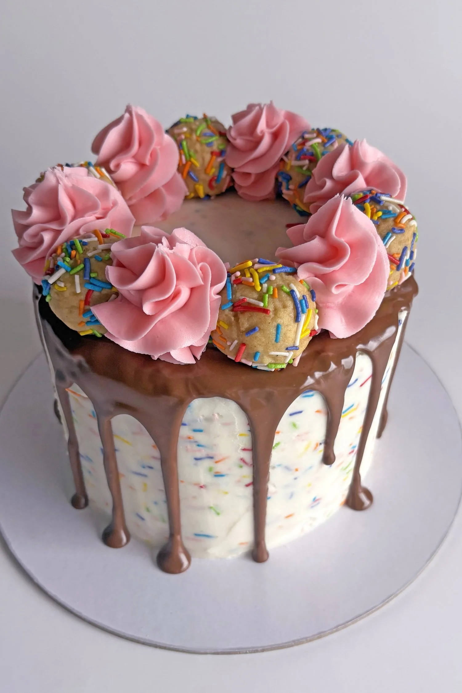 Funfetti Pop Cake 5.jpg