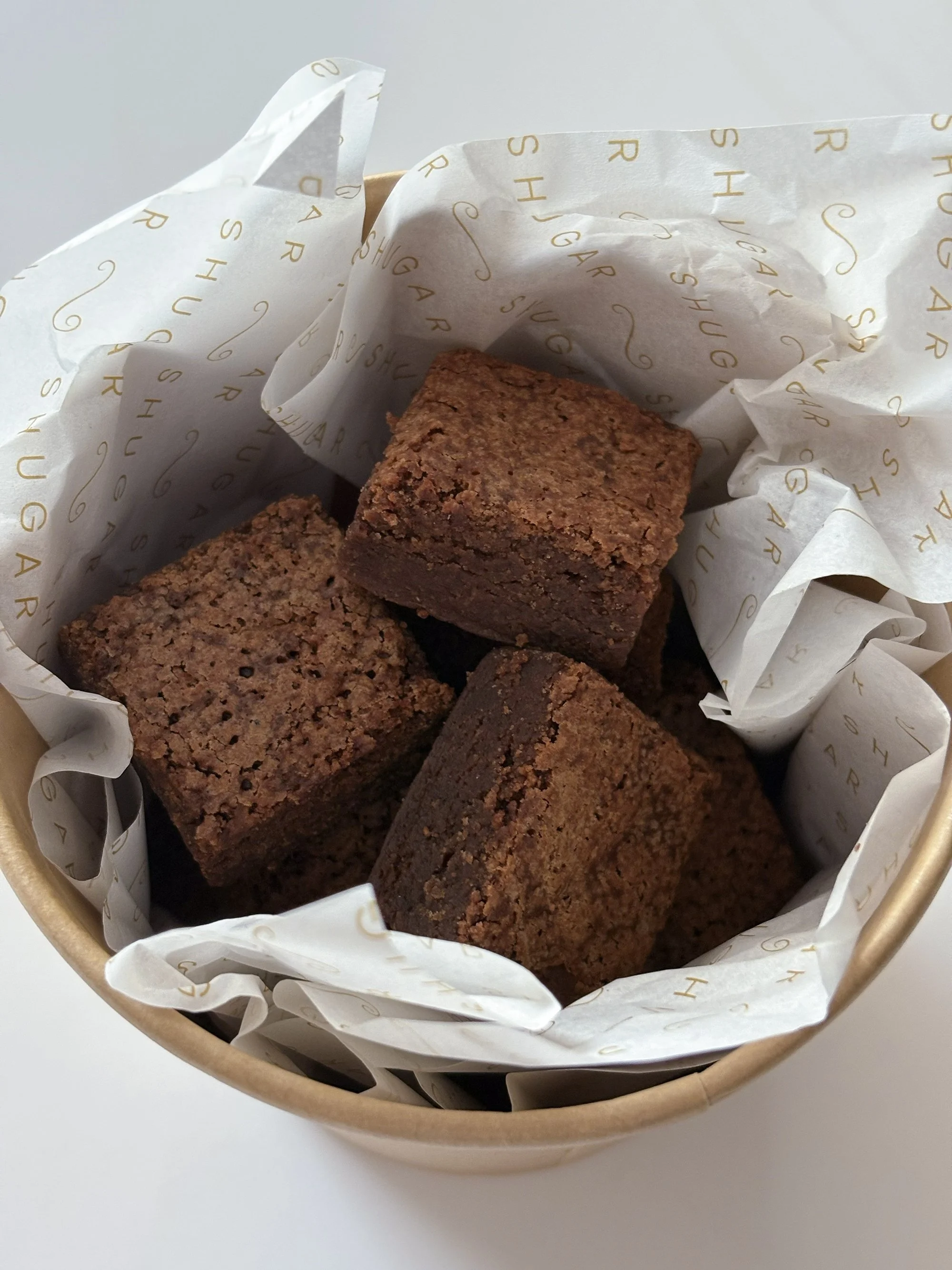 Mini Treats Brownies 2.jpg