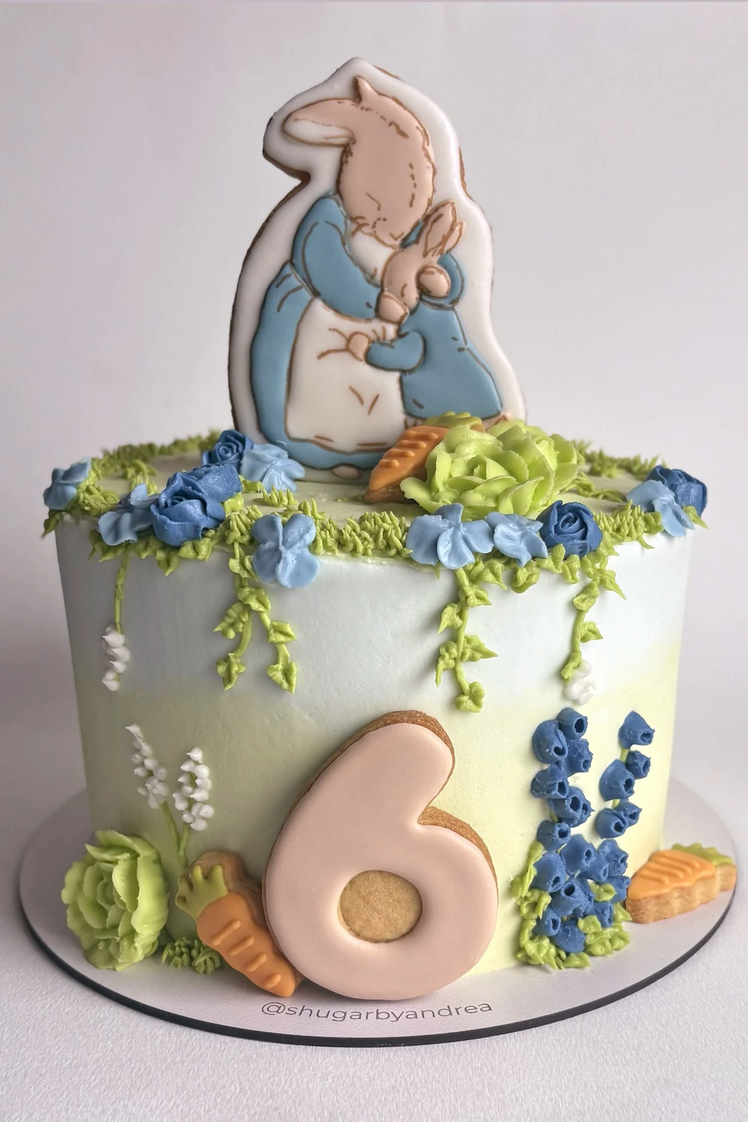 Cake Peter Rabbit.jpg