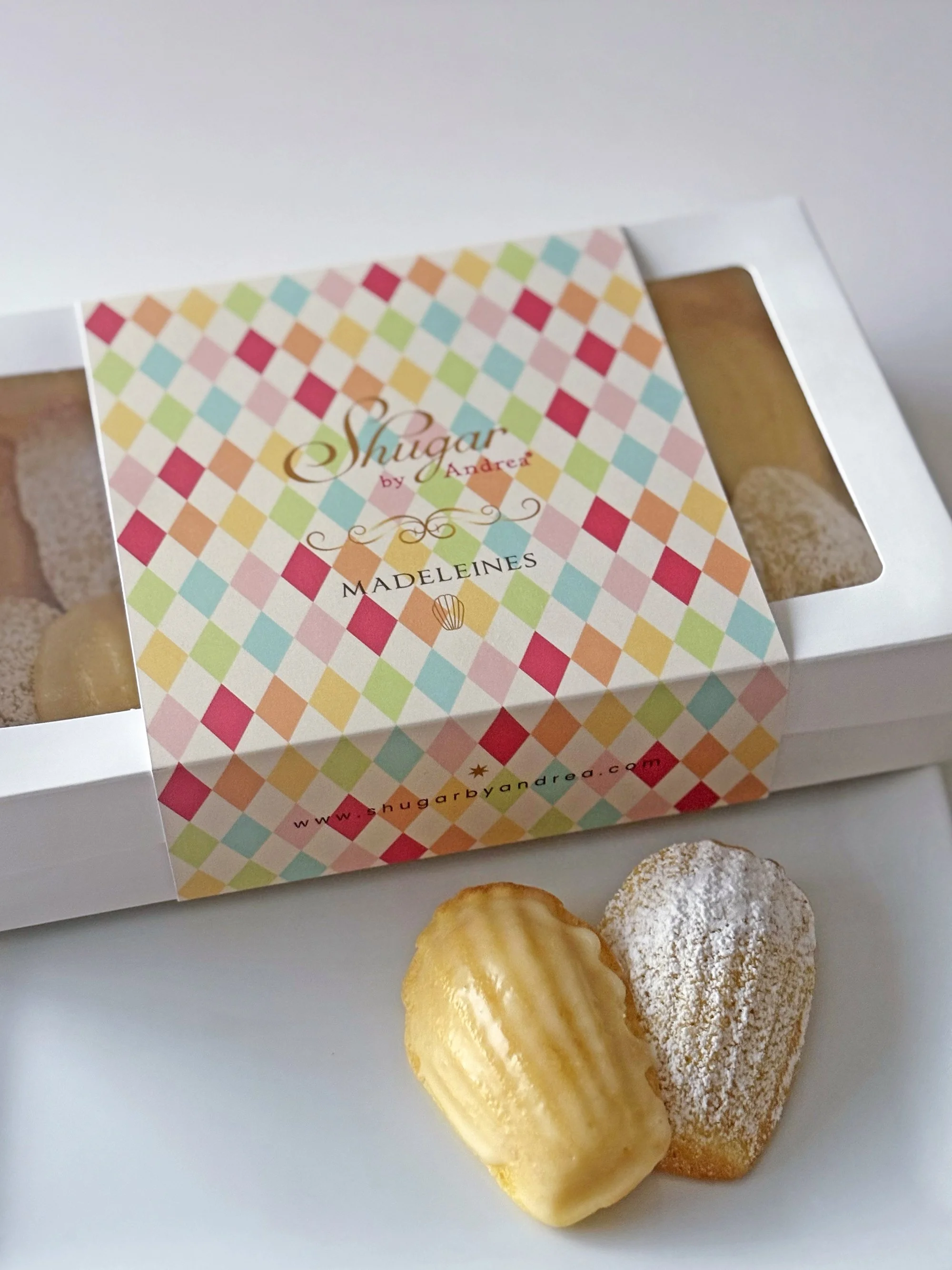 CAJA DE REGALO MADELEINES NARANJA
