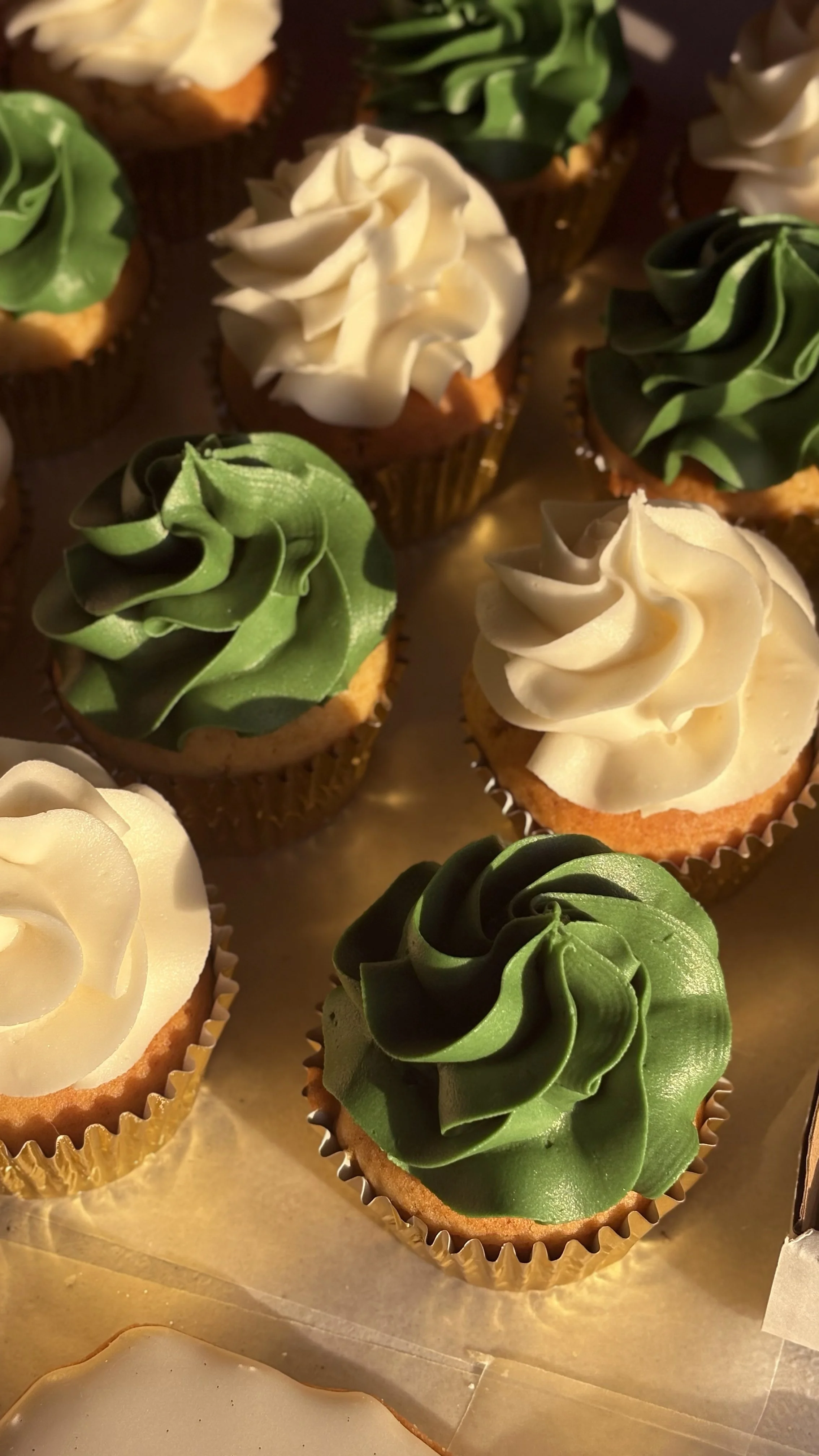 cupcakes frosting.jpg
