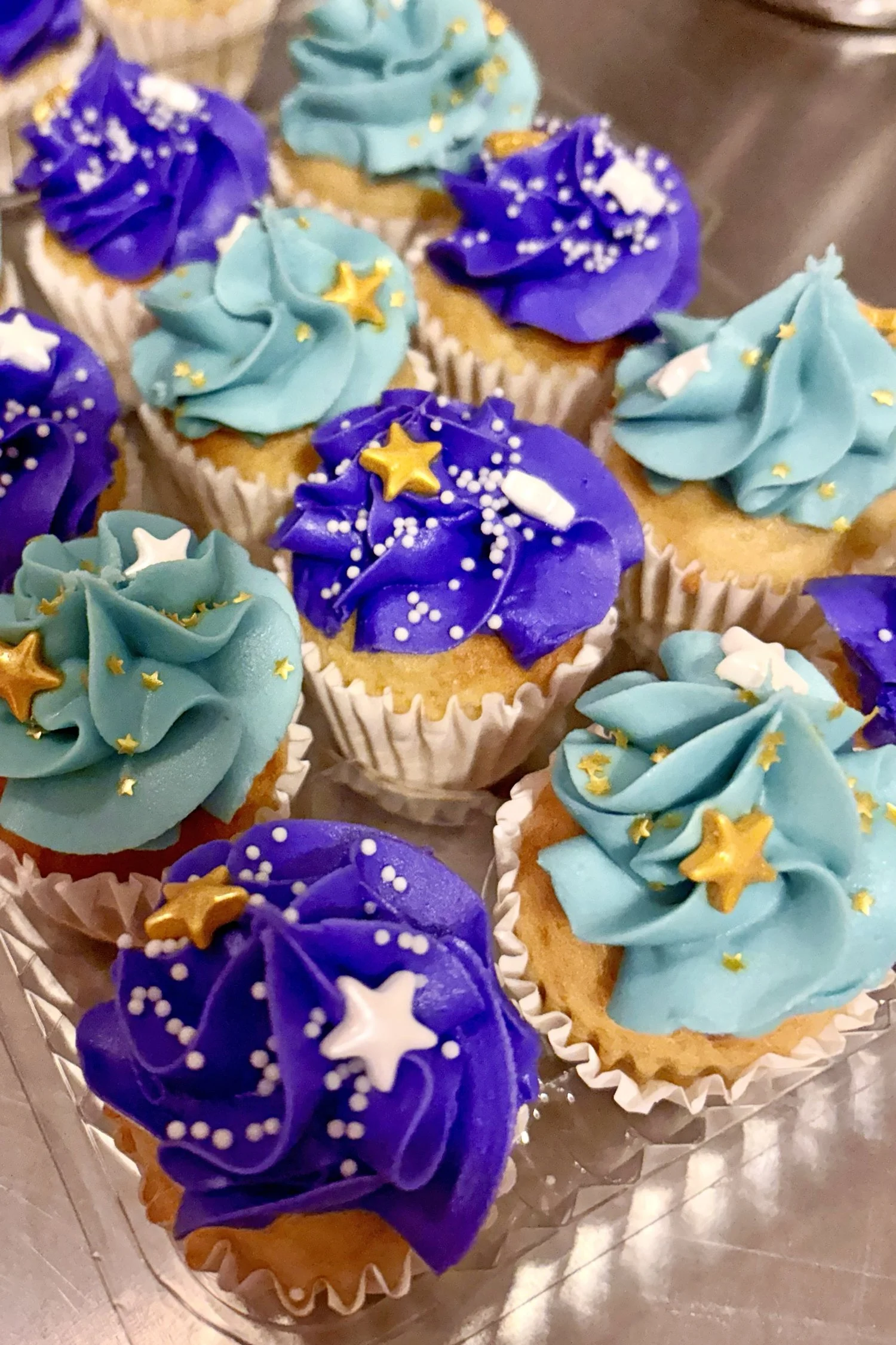 cupcakes frosting 3.jpg