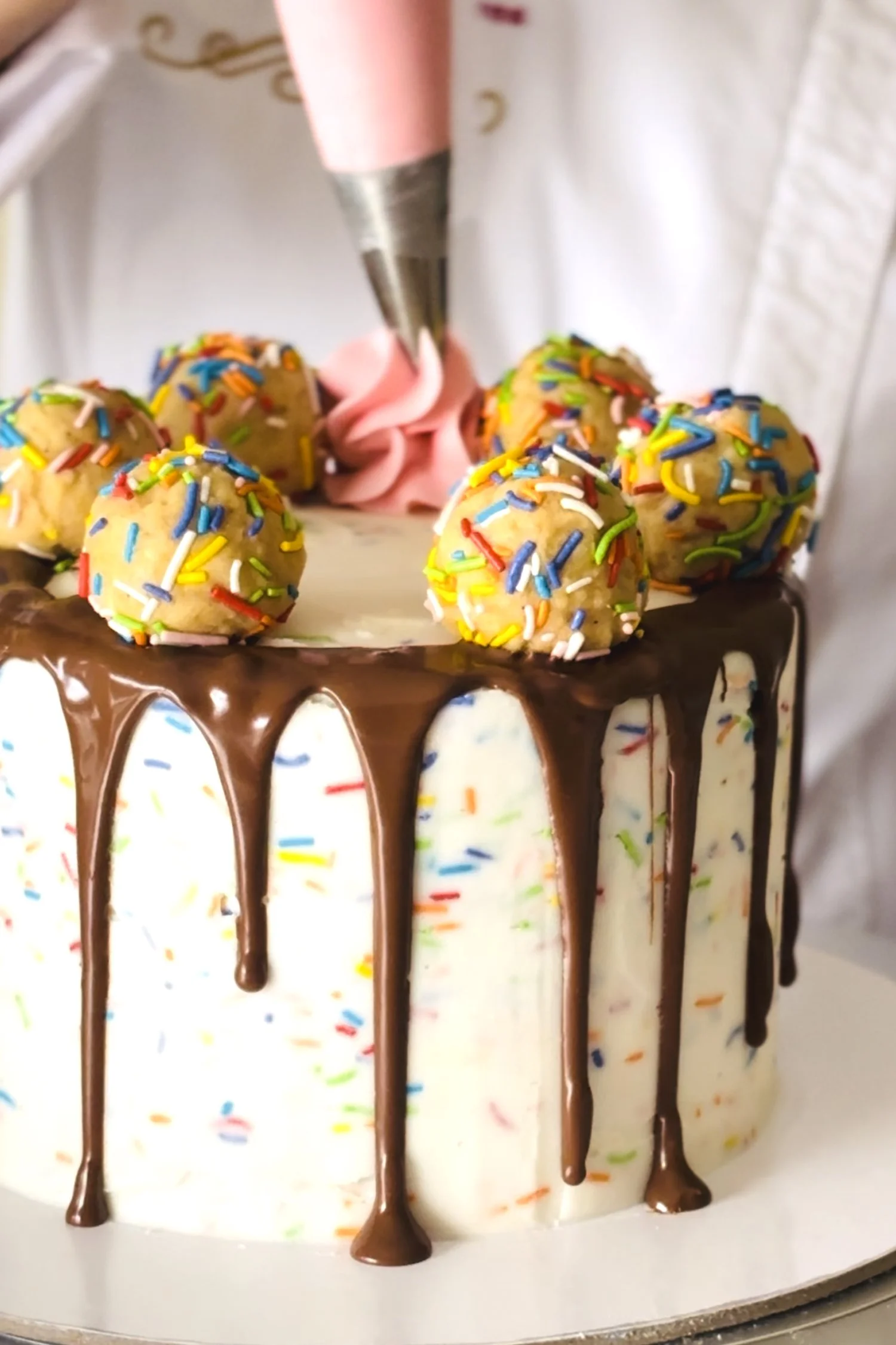 Funfetti Pop Cake 6.jpg