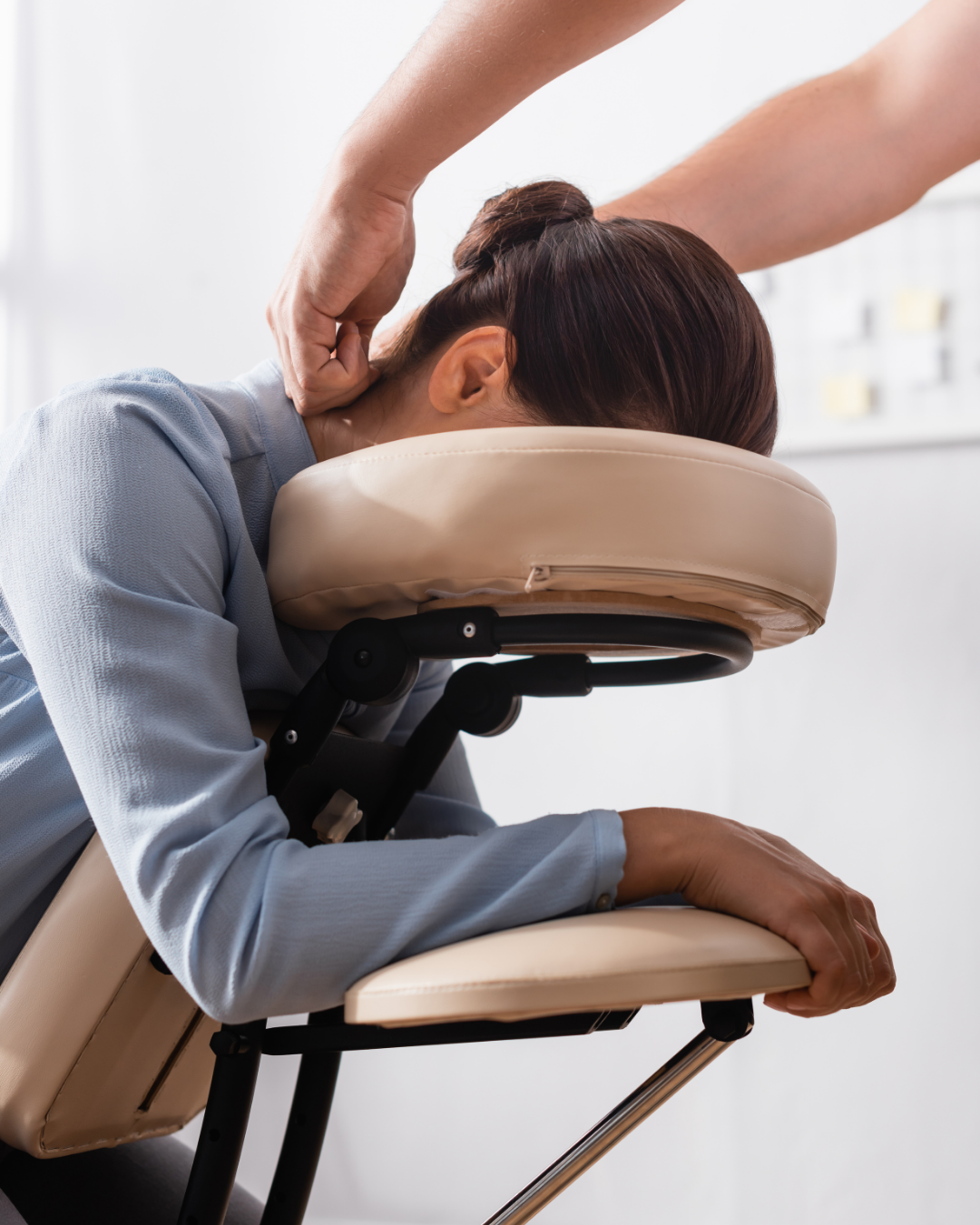 Seated Massage (30 Minutes)