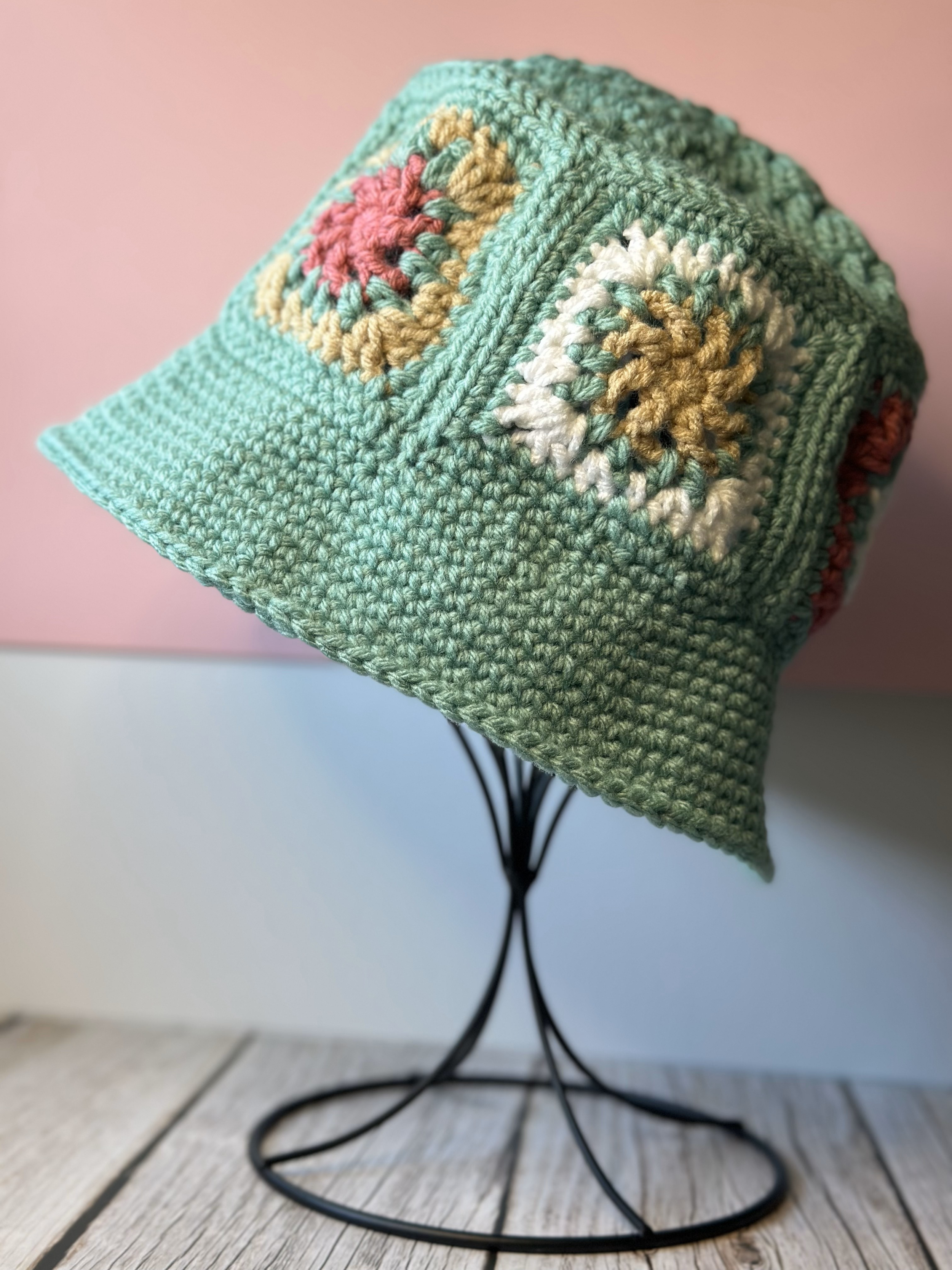 granny square blue bucket hat-side.png