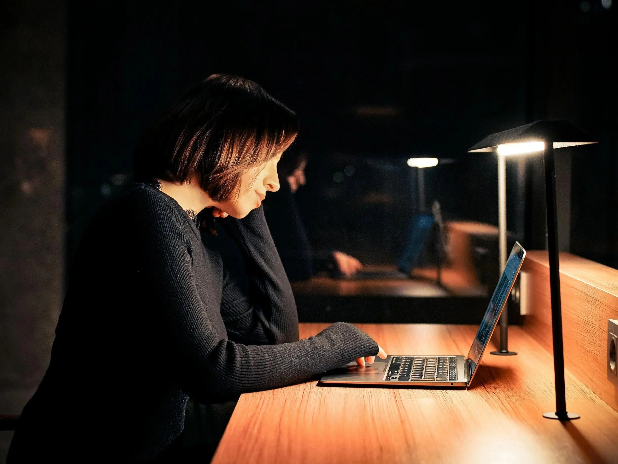 Nobody Warns You How Isolating Online College Feels