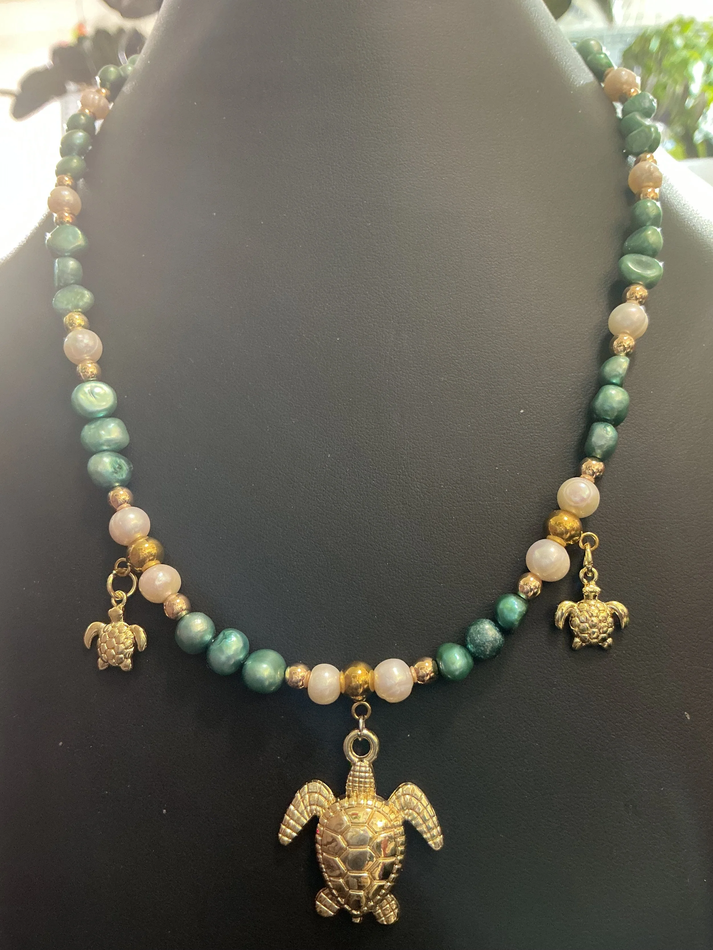 SS Sea Turtle Mama & Babies Necklace & Earrings