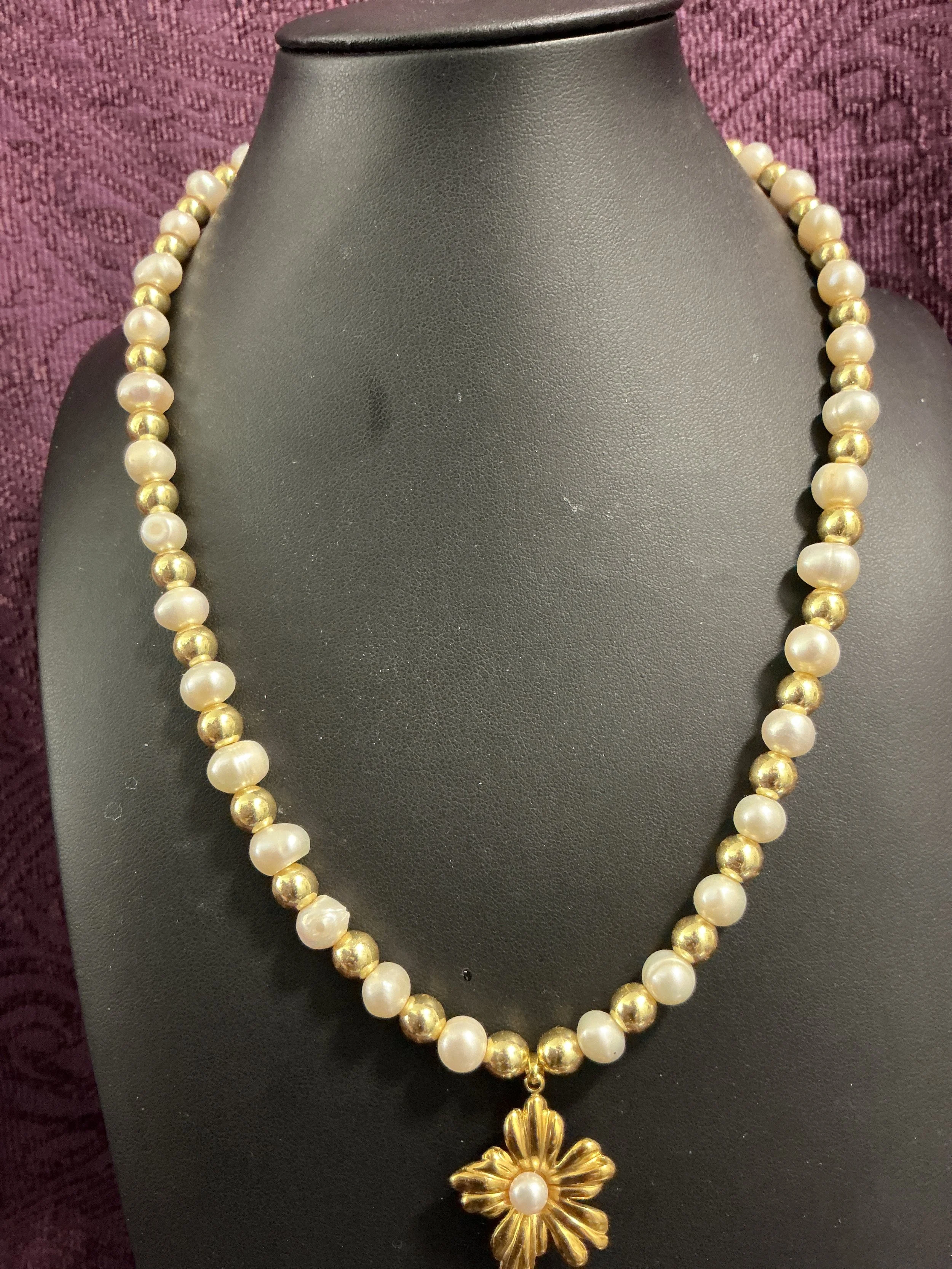 Golden Flower Necklace & Earrings
