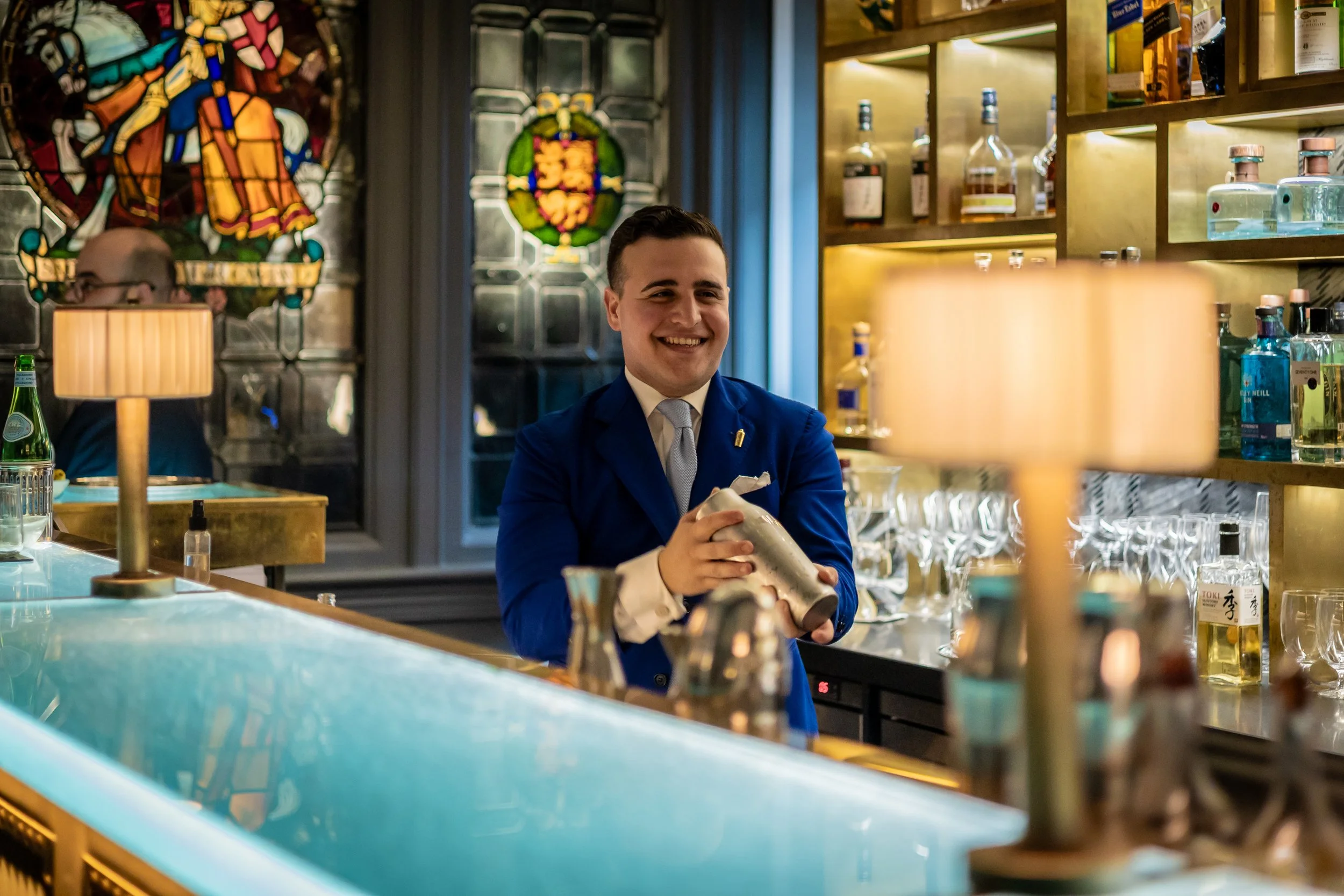 Donovan Bar