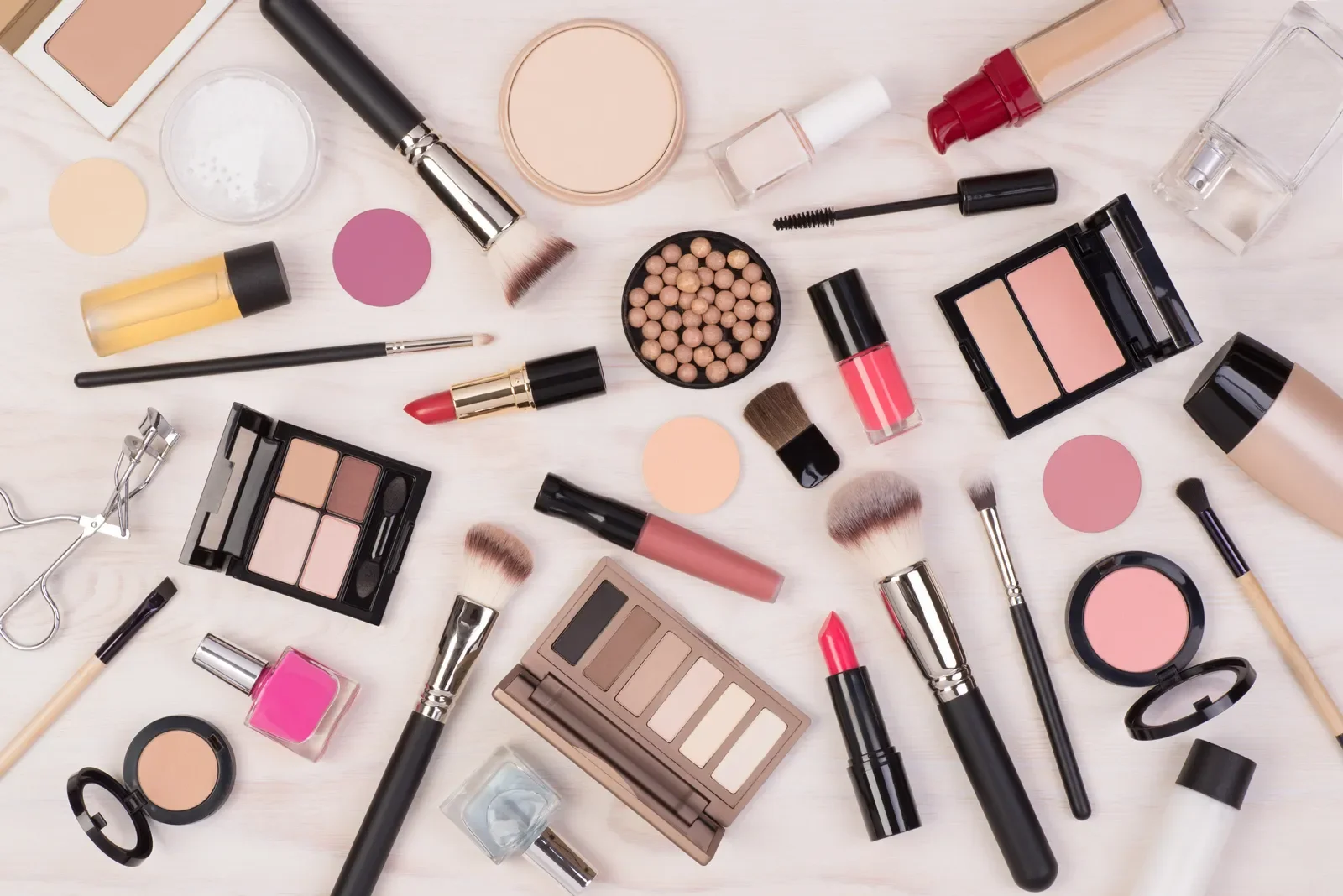 Make-Up