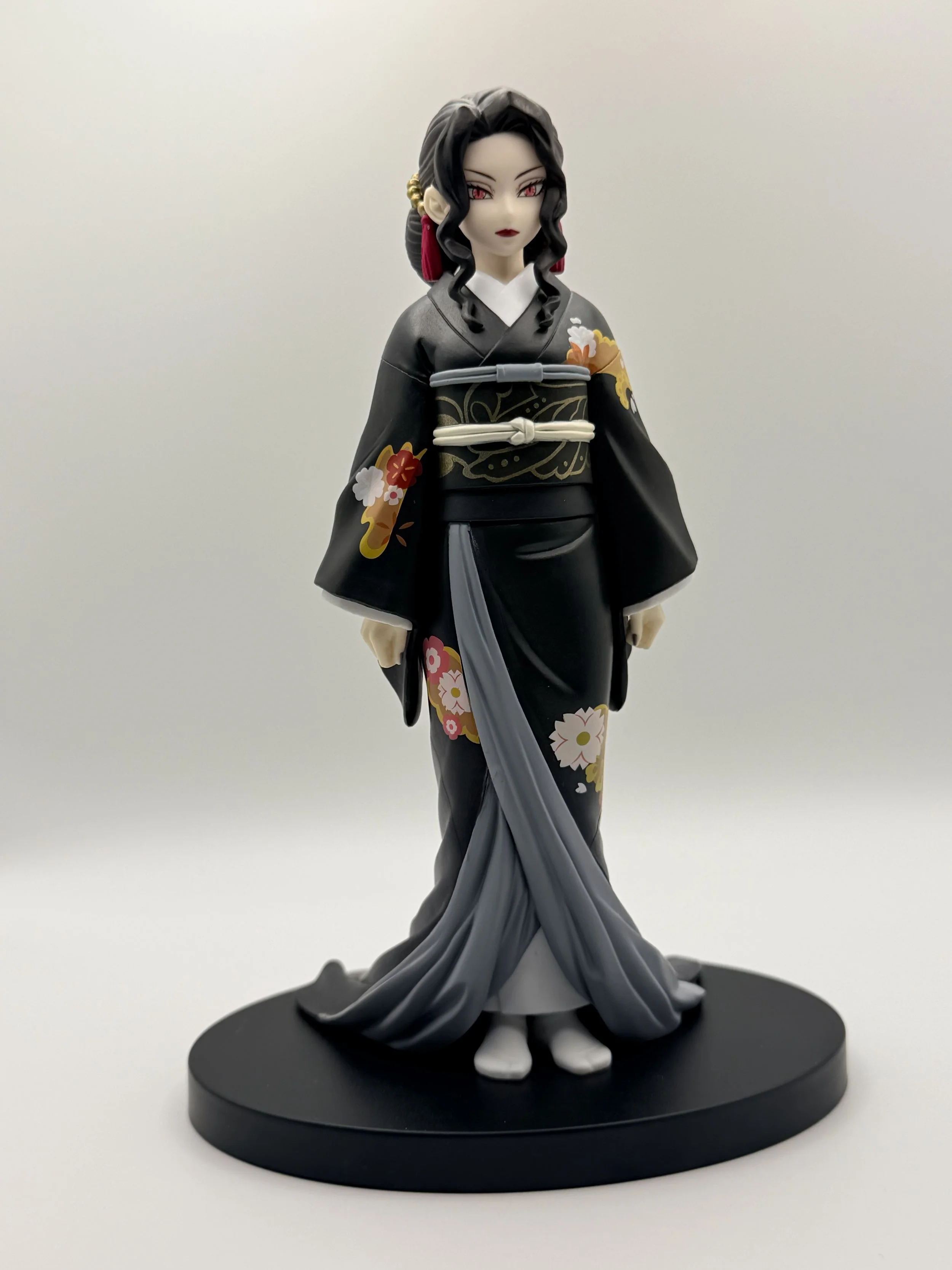 Demon Slayer - Muzan — Kimono Woman Form.jpg