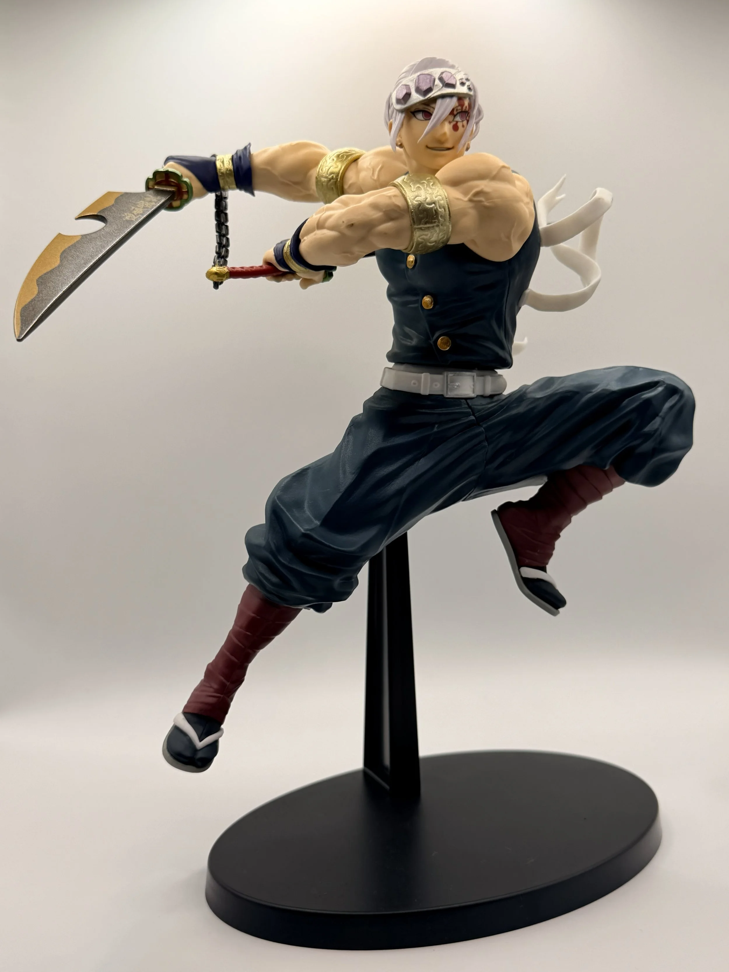 Demon Slayer Tengen Uzui — Jumping with Sword.jpg
