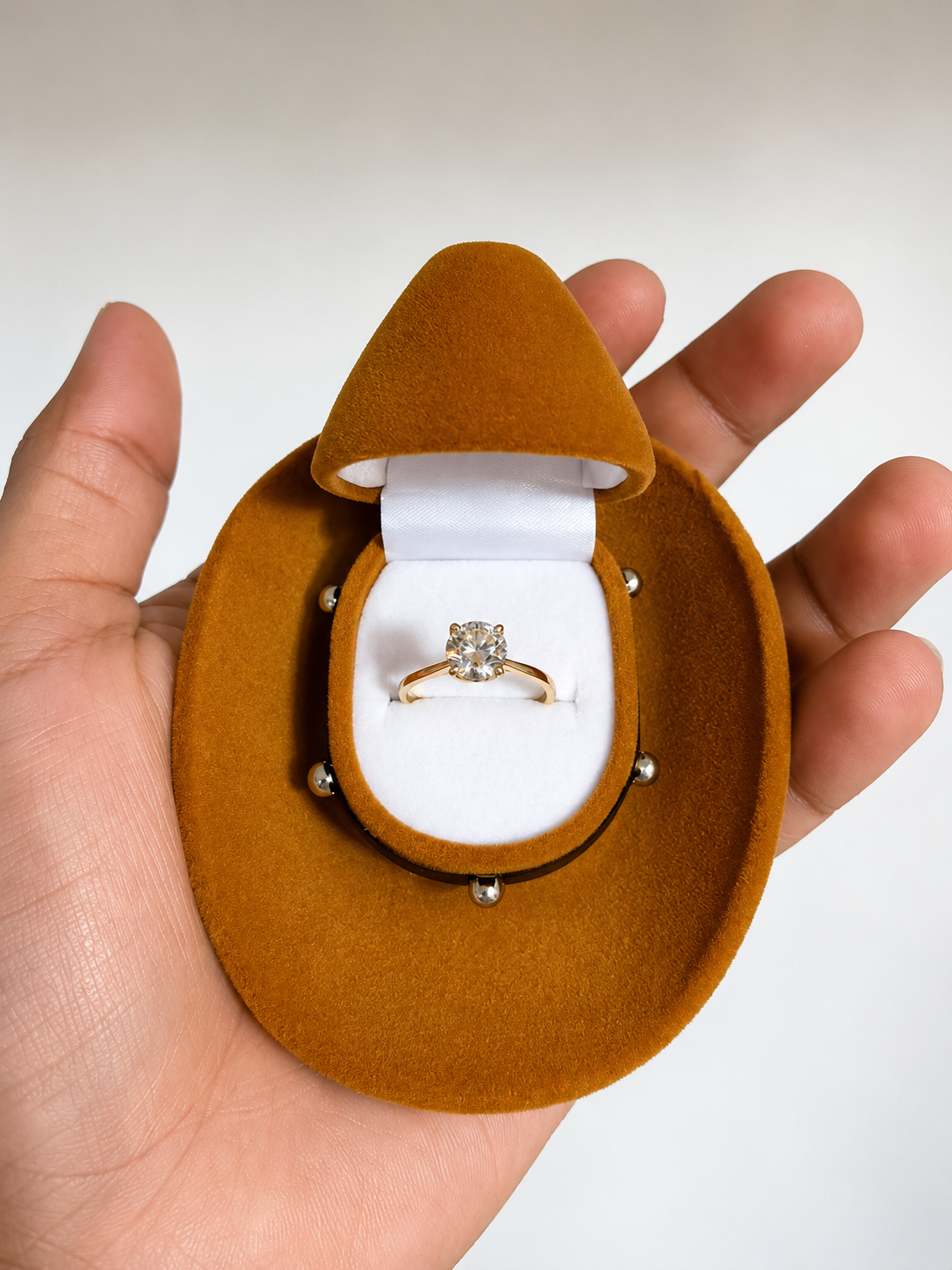 Anillo solitario