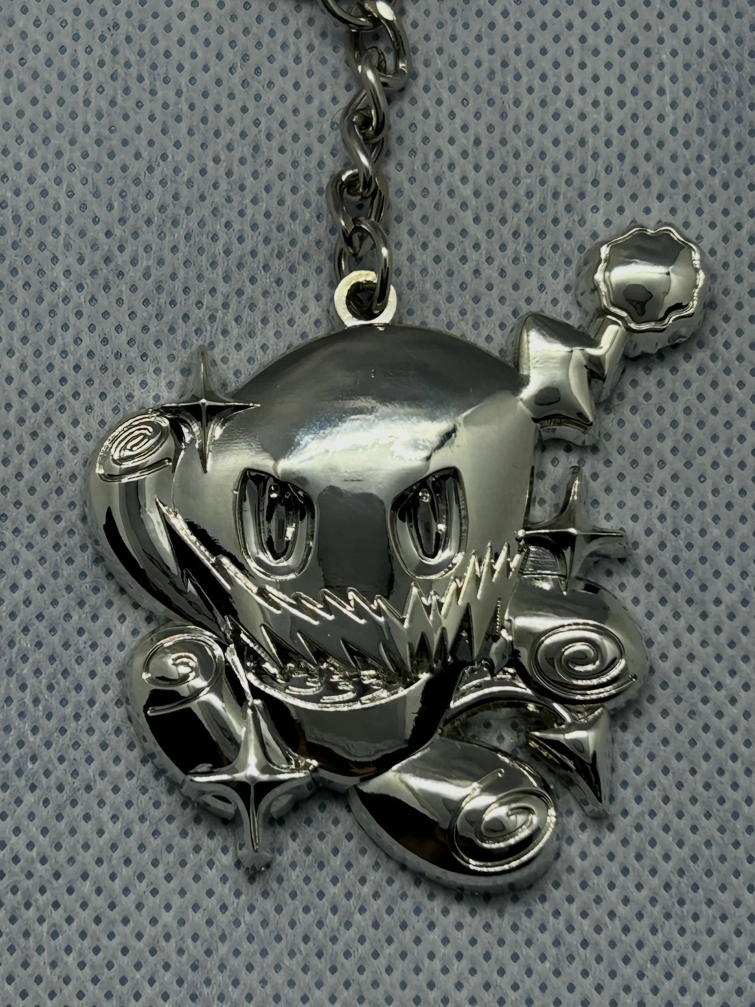 Dark Chao Keychain 

Now available for sale on my website and Etsy! Link in bio. 

333 drain gang inspired chao sonic keychain, designed by me! This design is 2/3 and will have 1 more that goes with the set. This product can also be made into a neckl