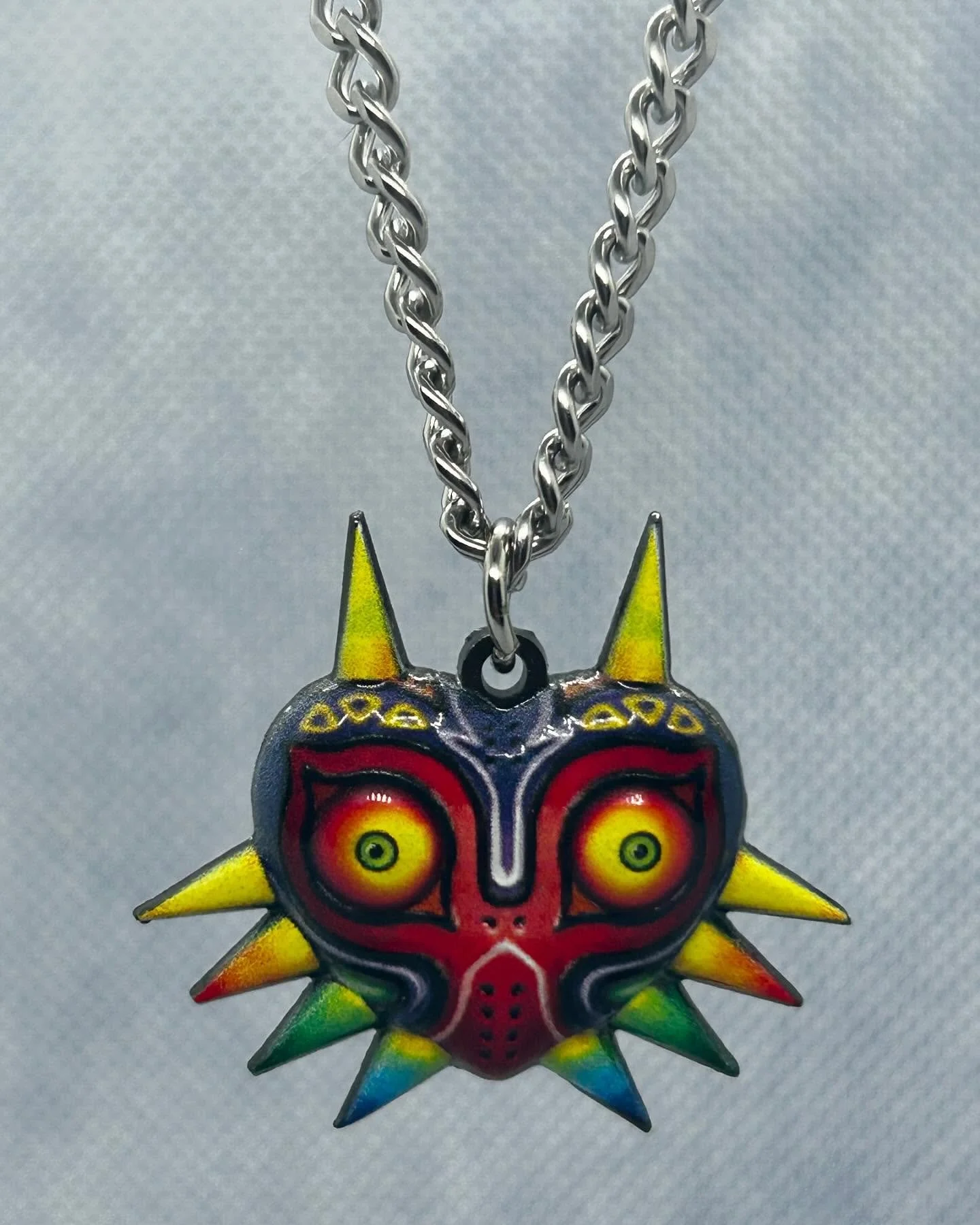 Majoras Mask Keychain 1x1 inch now for sale on my shop and Etsy (link in bio) 

Also restock on Chao Baby Keychains and RCB Keychains are now live as well!! 
-
-
Fanmade keychain for those who enjoy the legend of Zelda game series, specifically Major