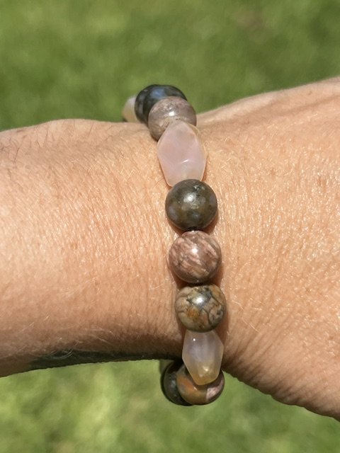 Llanite Rhyolite with Chalcedony Bracelet