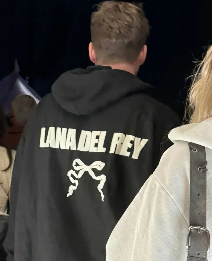 LANA COACHELLA1.jpg