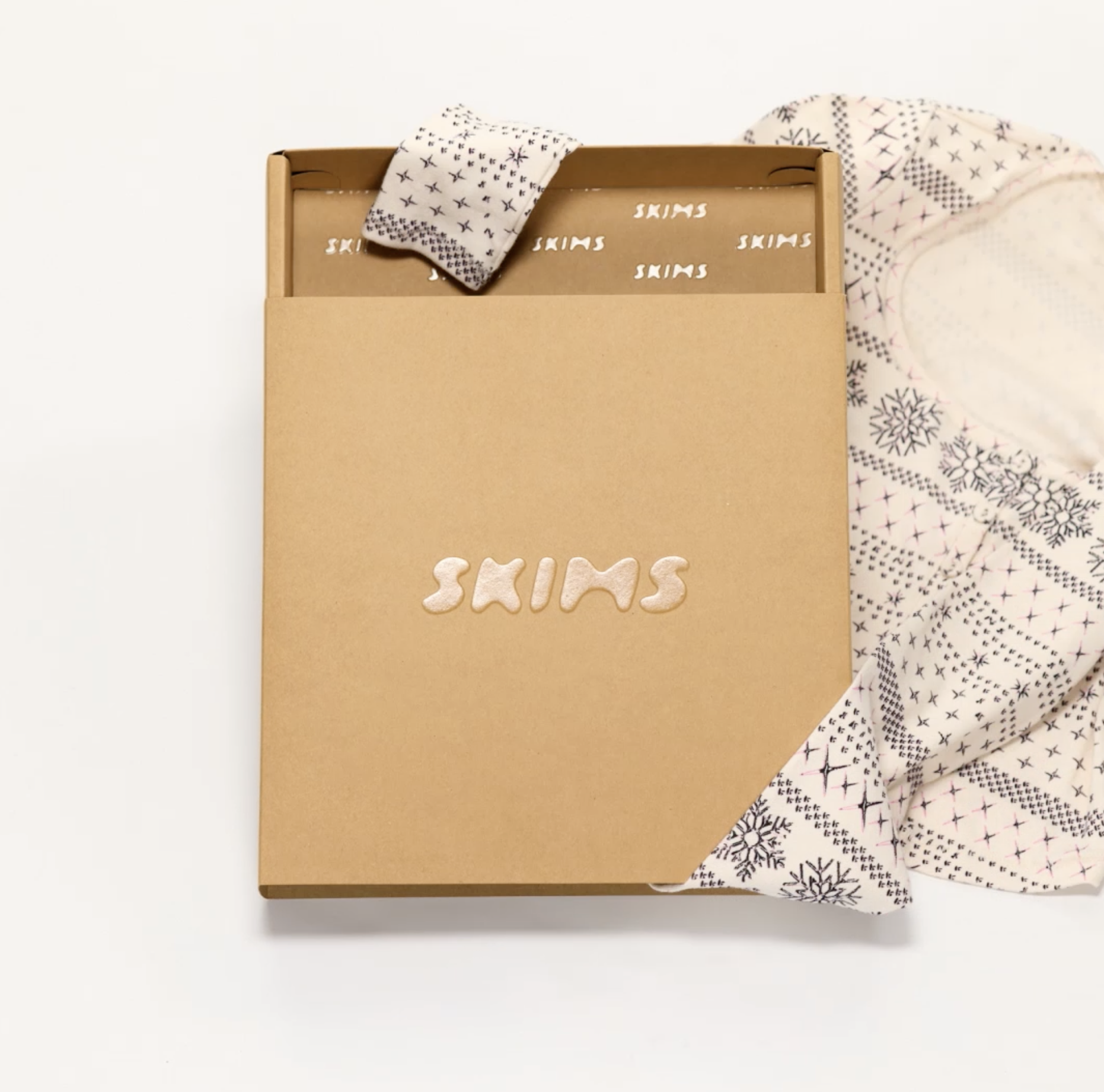 SKIMS GIFT BOX1.png