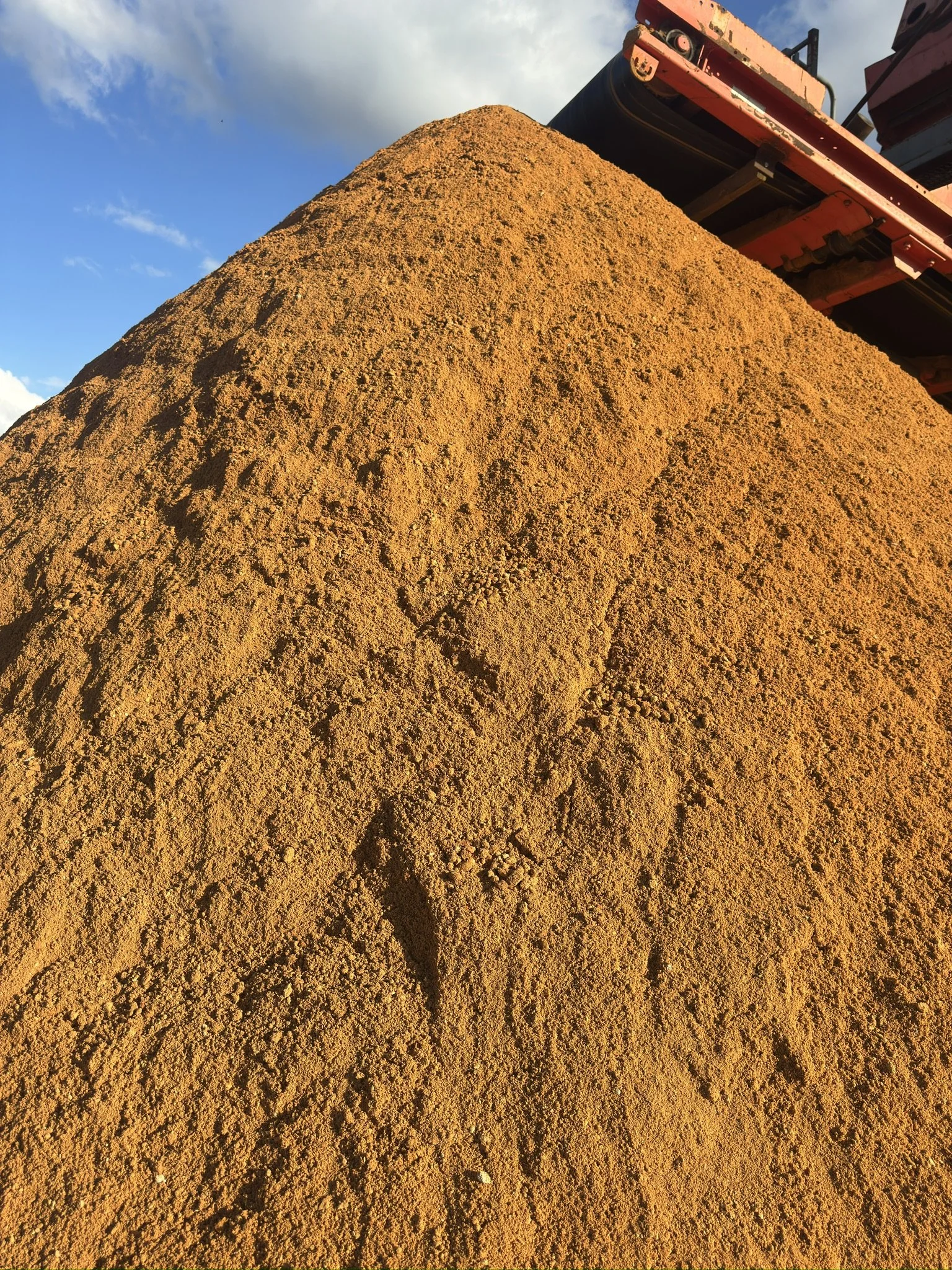 Screened Thermal Sand
