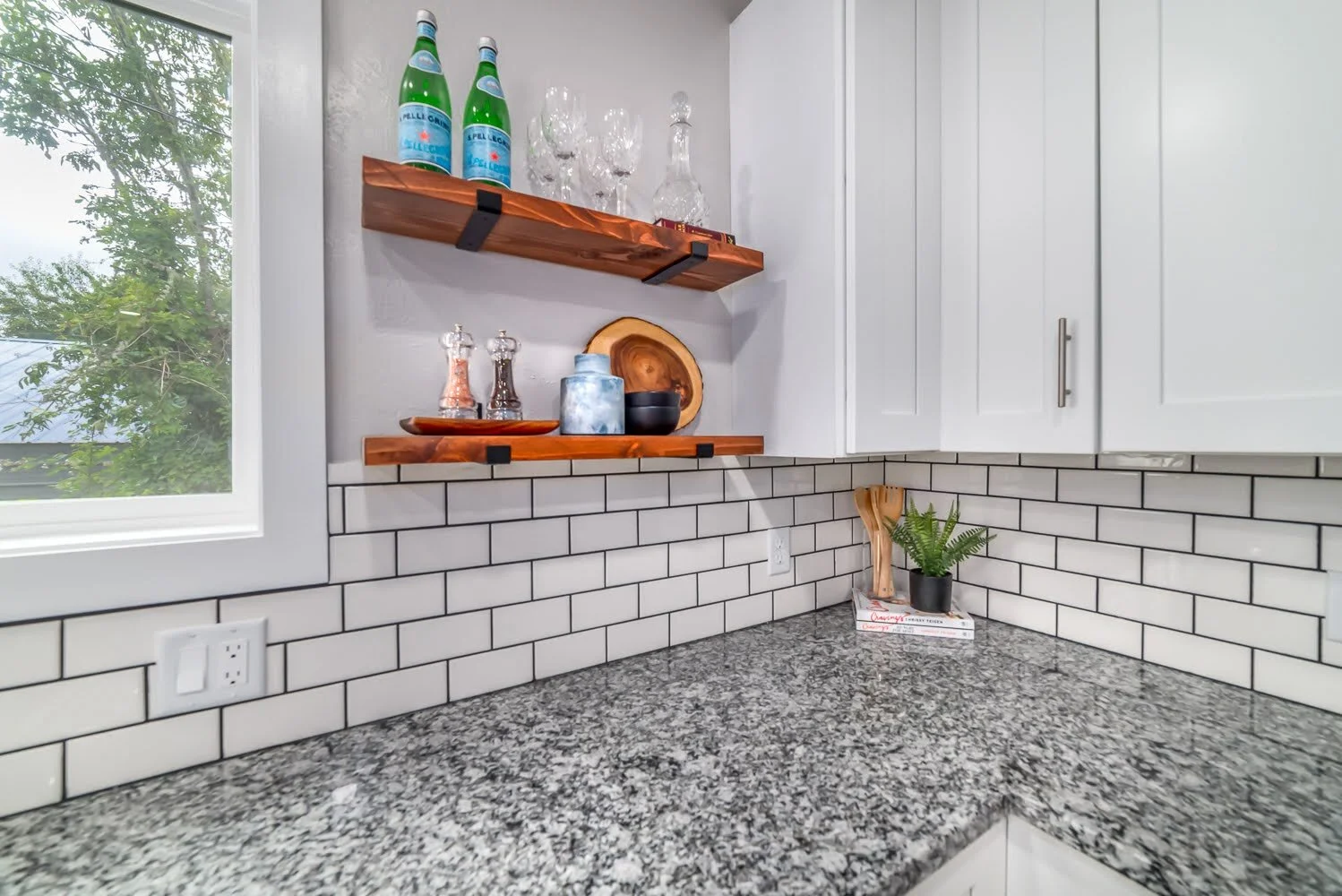 24935 Suttle Rd-7590-Edit.jpg