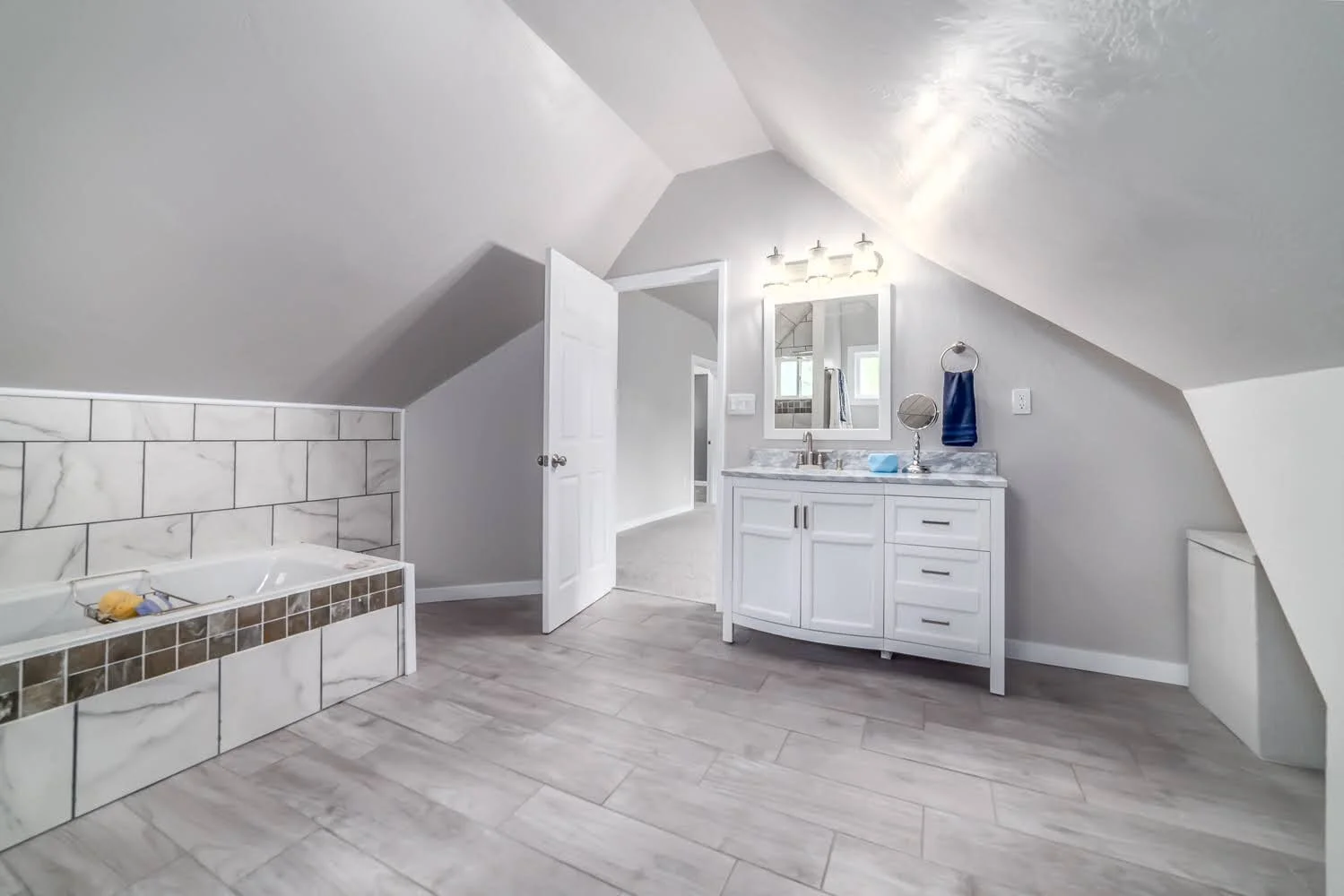 24935 Suttle Rd-7528-Edit copy.jpg