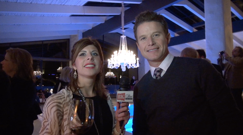 Nicole and Television Inteviewer Billy Bush 