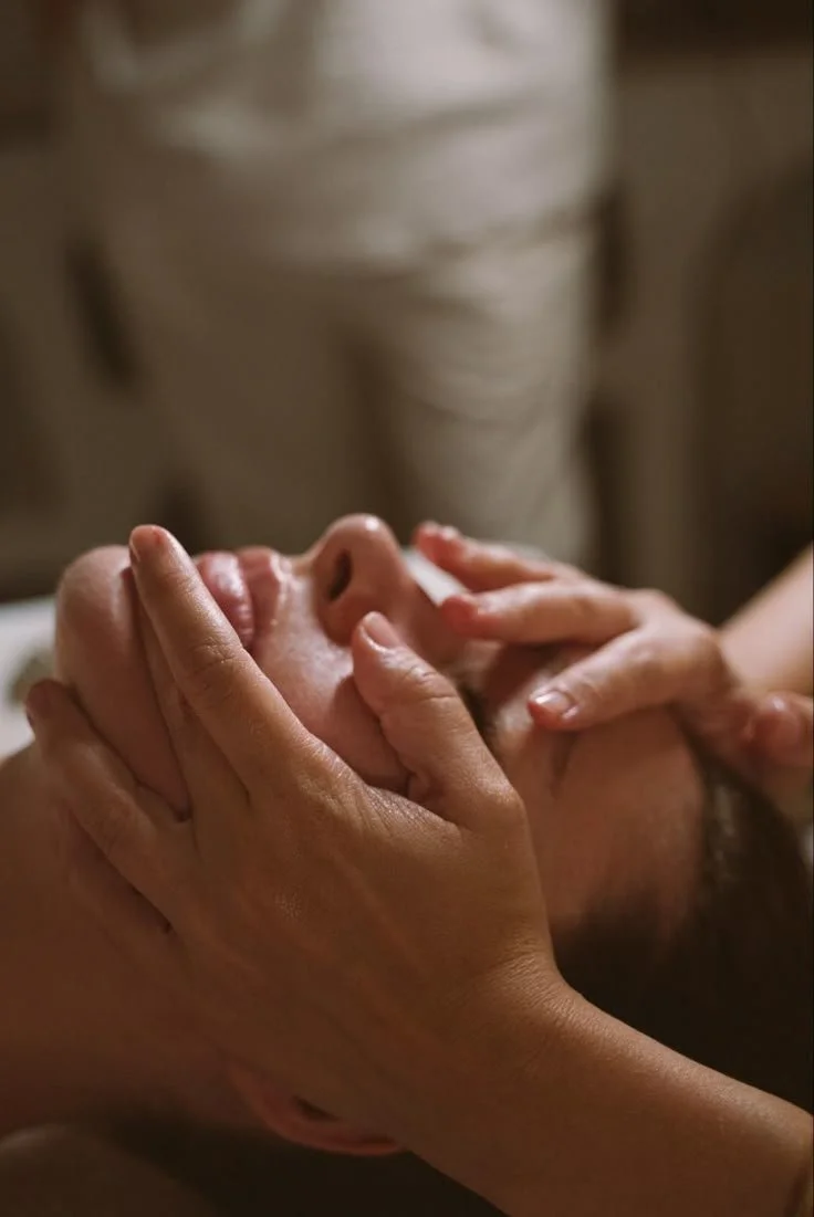 RELAX & GLOW (2 Hour)