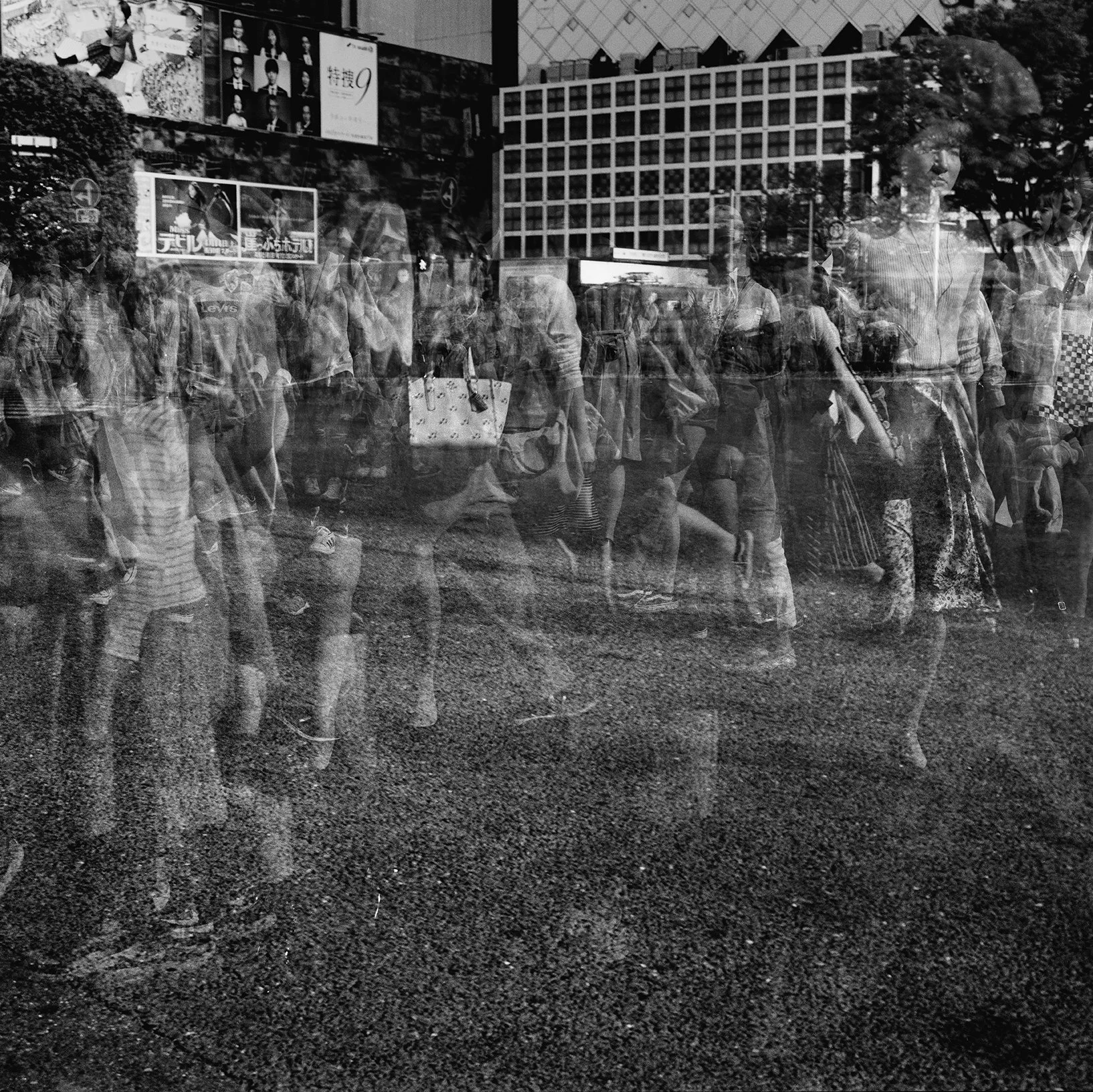 Frenetic_Tokyo_05_72dpi.jpg