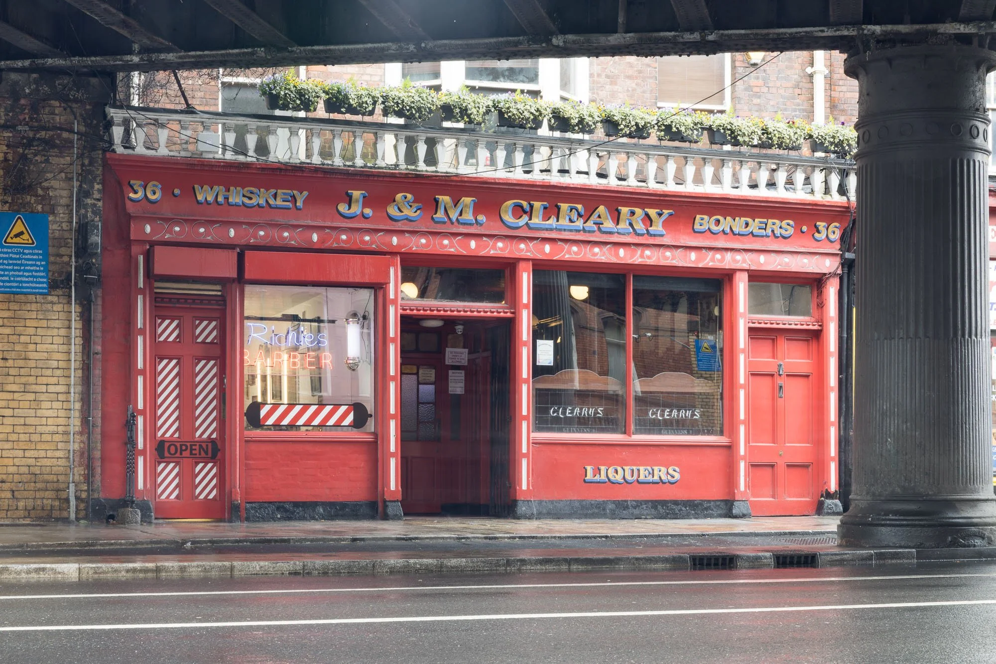 clearys-pub-4.jpg