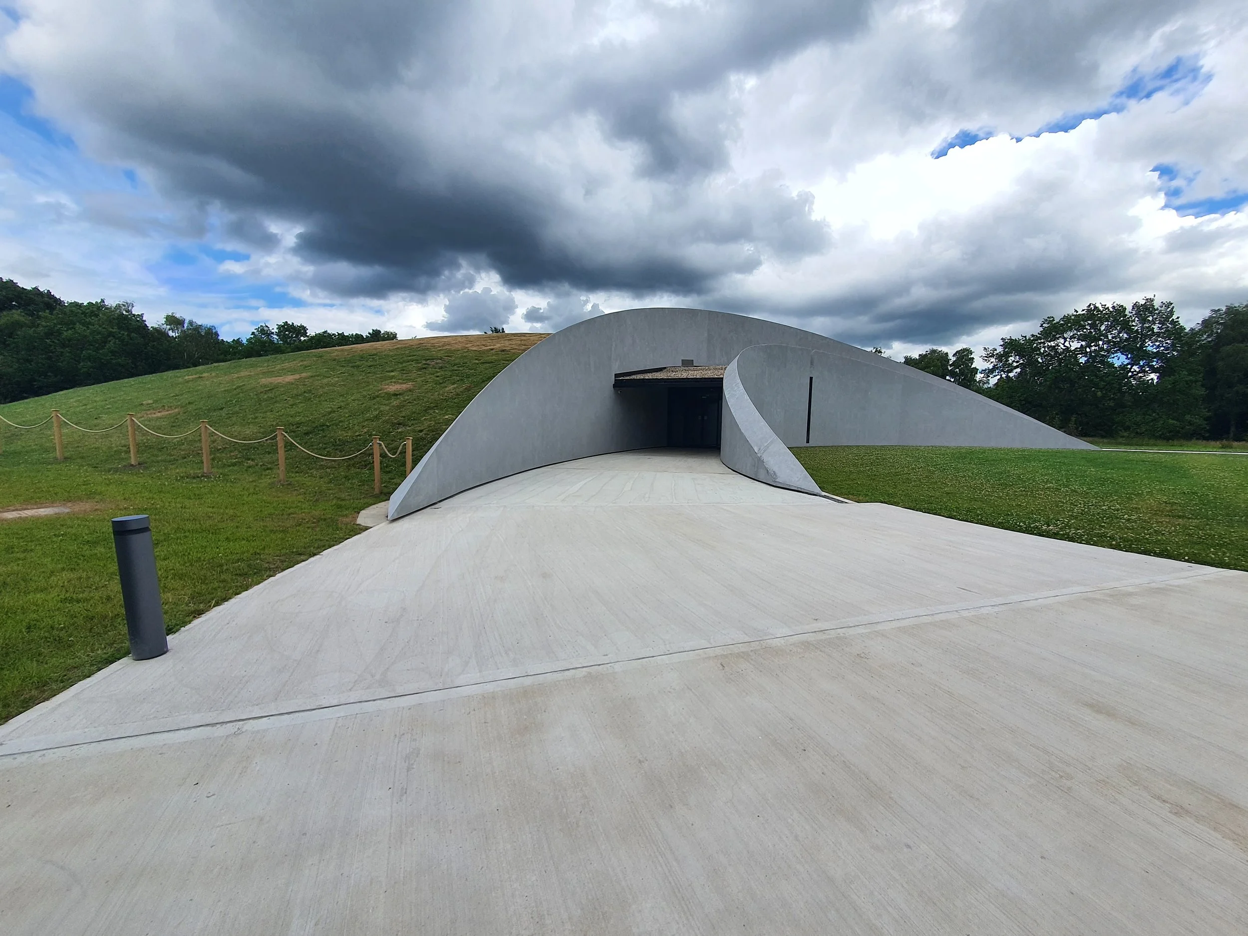 jodrell-bank-lovell-telescope-keith-gumbrell-days-out-cheshire-cafe-picnic-explore-family-bunker