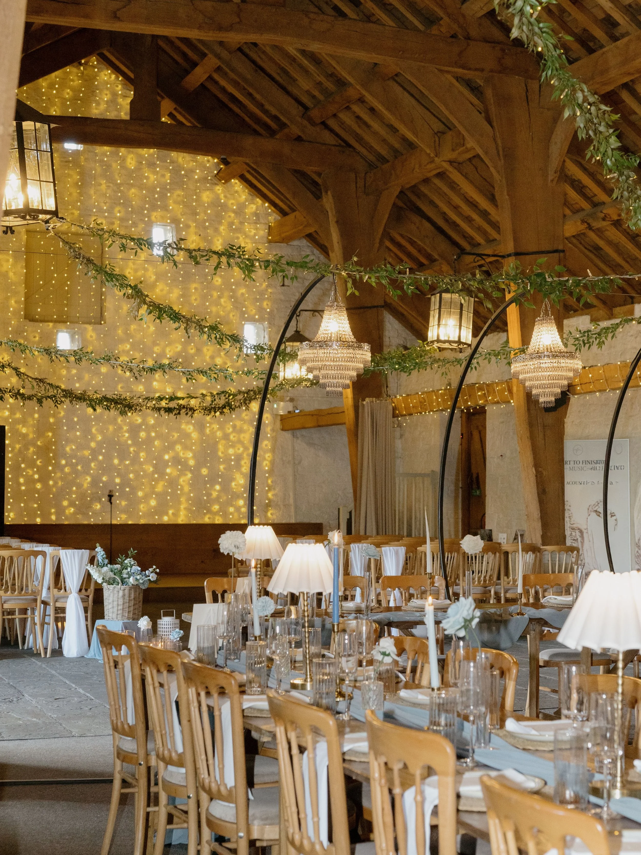 Some gorgeousness from last month at @eastriddlesdenhallweddings ✨

Such a lovely venue with so much scope to make it completely your own, whatever colour palette you&rsquo;re dreaming of.

It was also gorgeous to meet @lr.captureco, who captured the