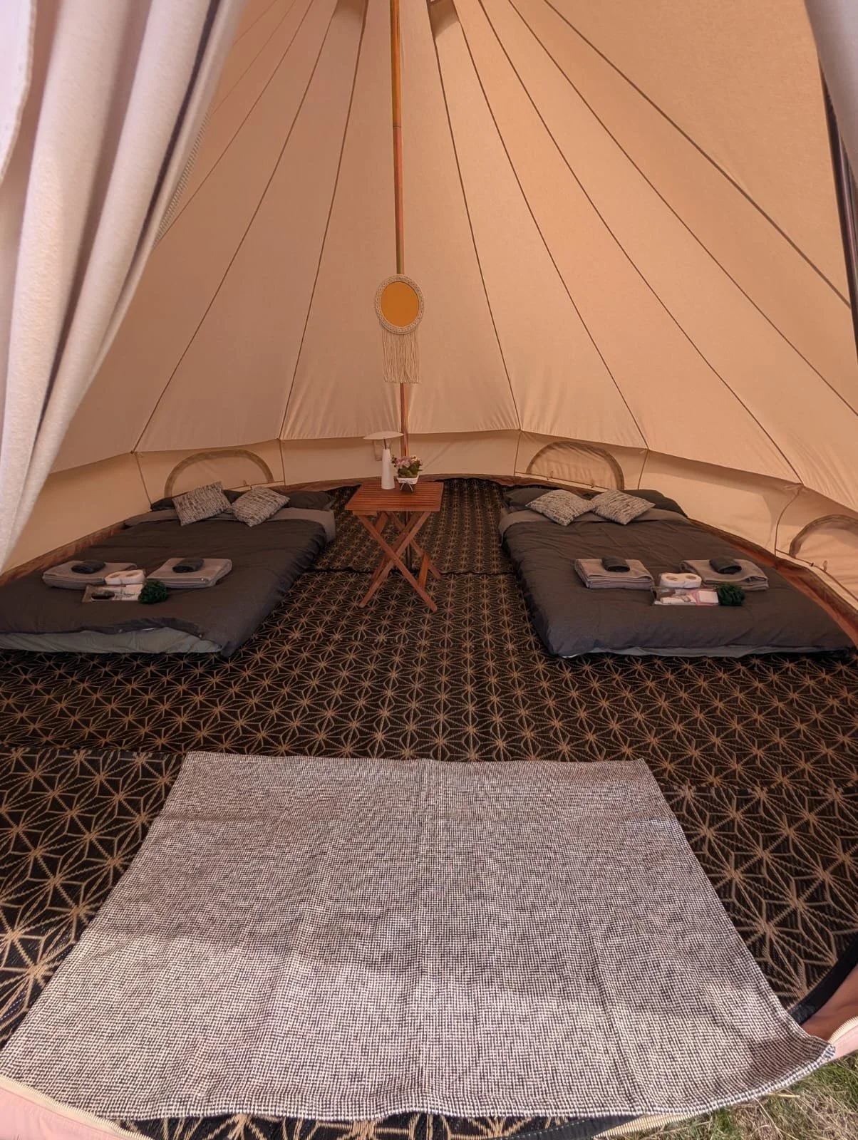 Deluxe Bell Tent