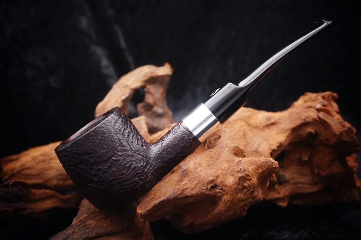 Savinelli "Silver" 122 Sandblasted Bent Pot - 70s/80s Estate