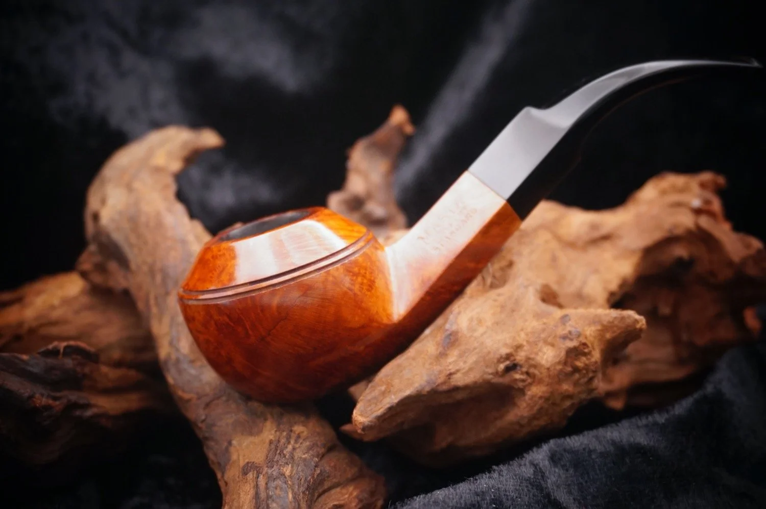Masta Patent Standard Bulldog (Shape 822) - Mid Century Estate