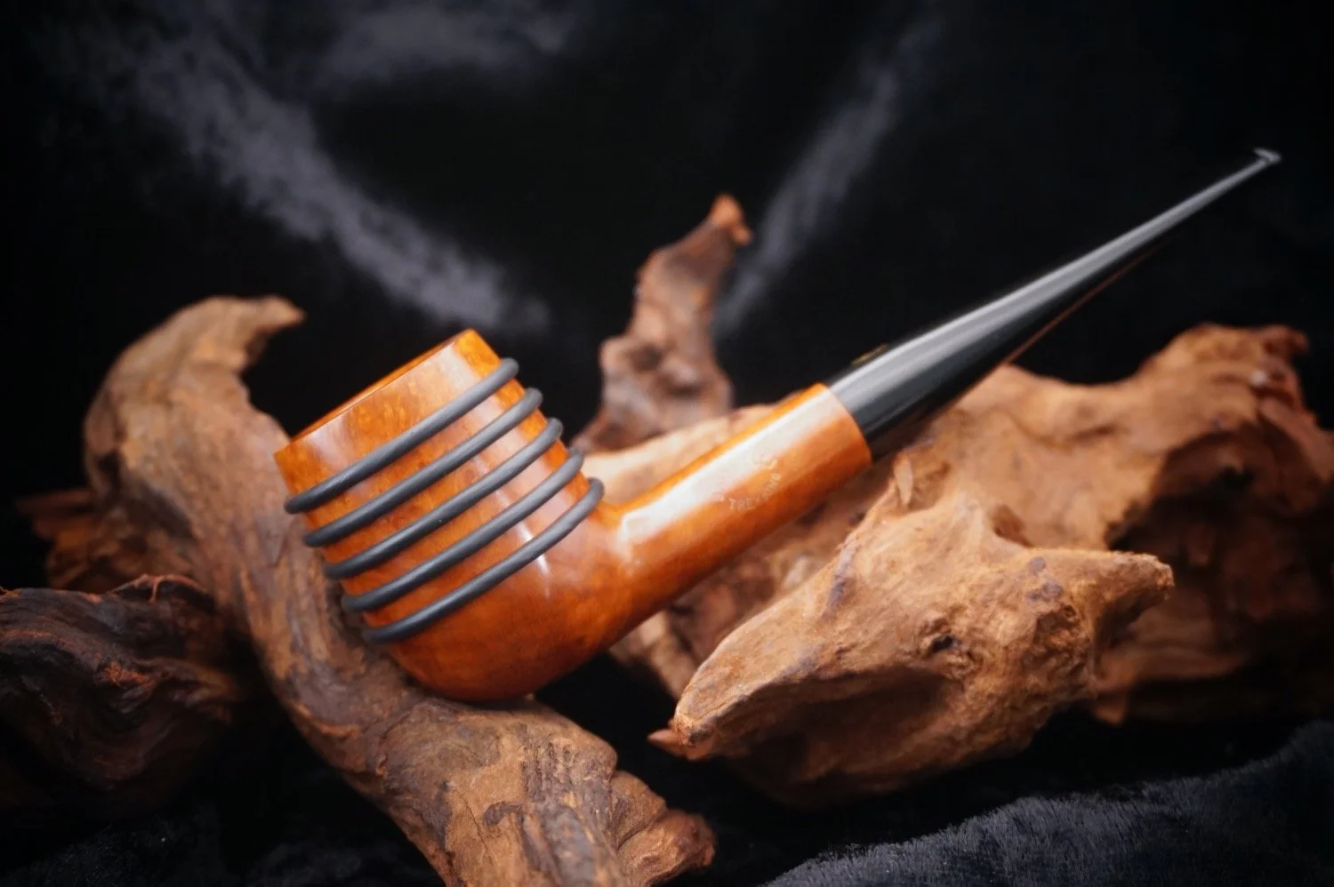 Rare 1980s Vintage Savinelli "Trekking" — The Ultimate Outdoor Adventure Pipe