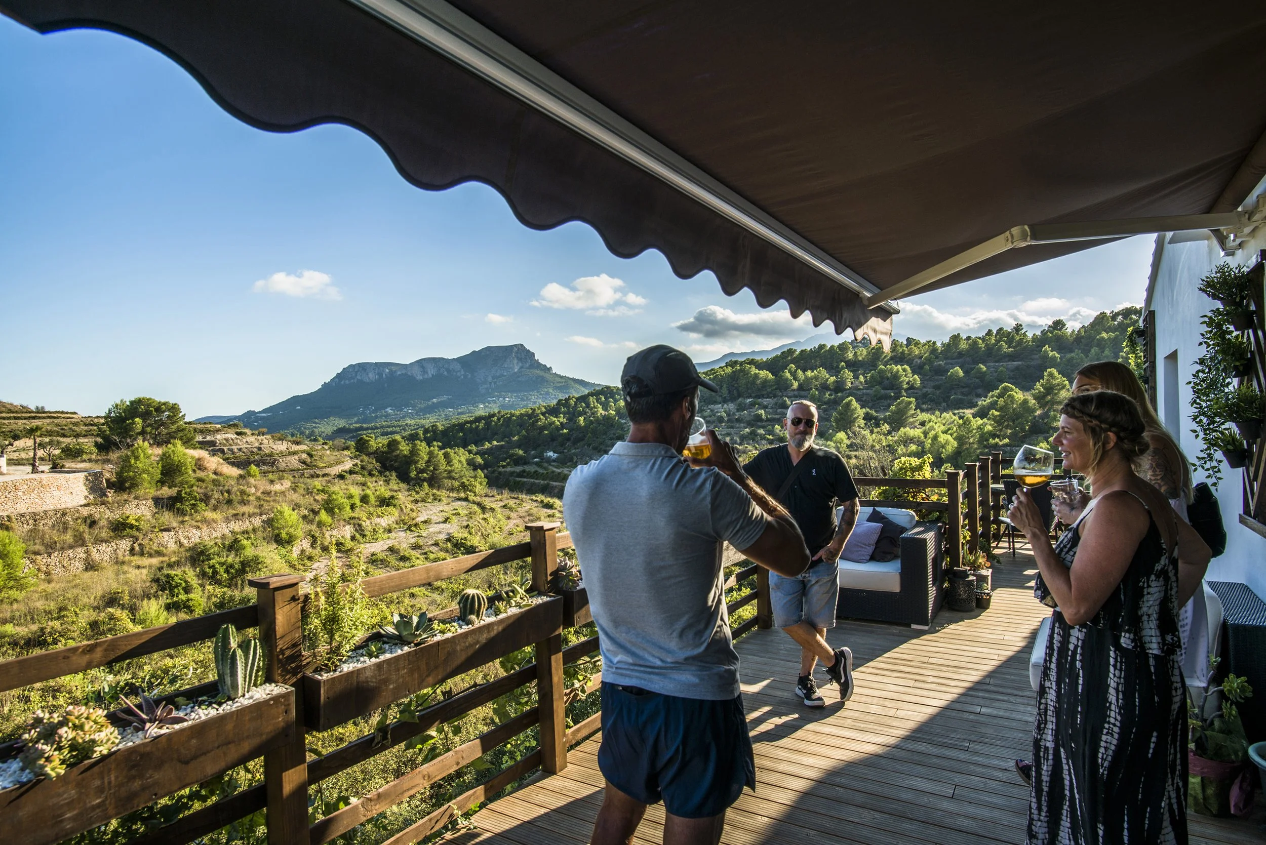 CommonArea_Balcony.jpg